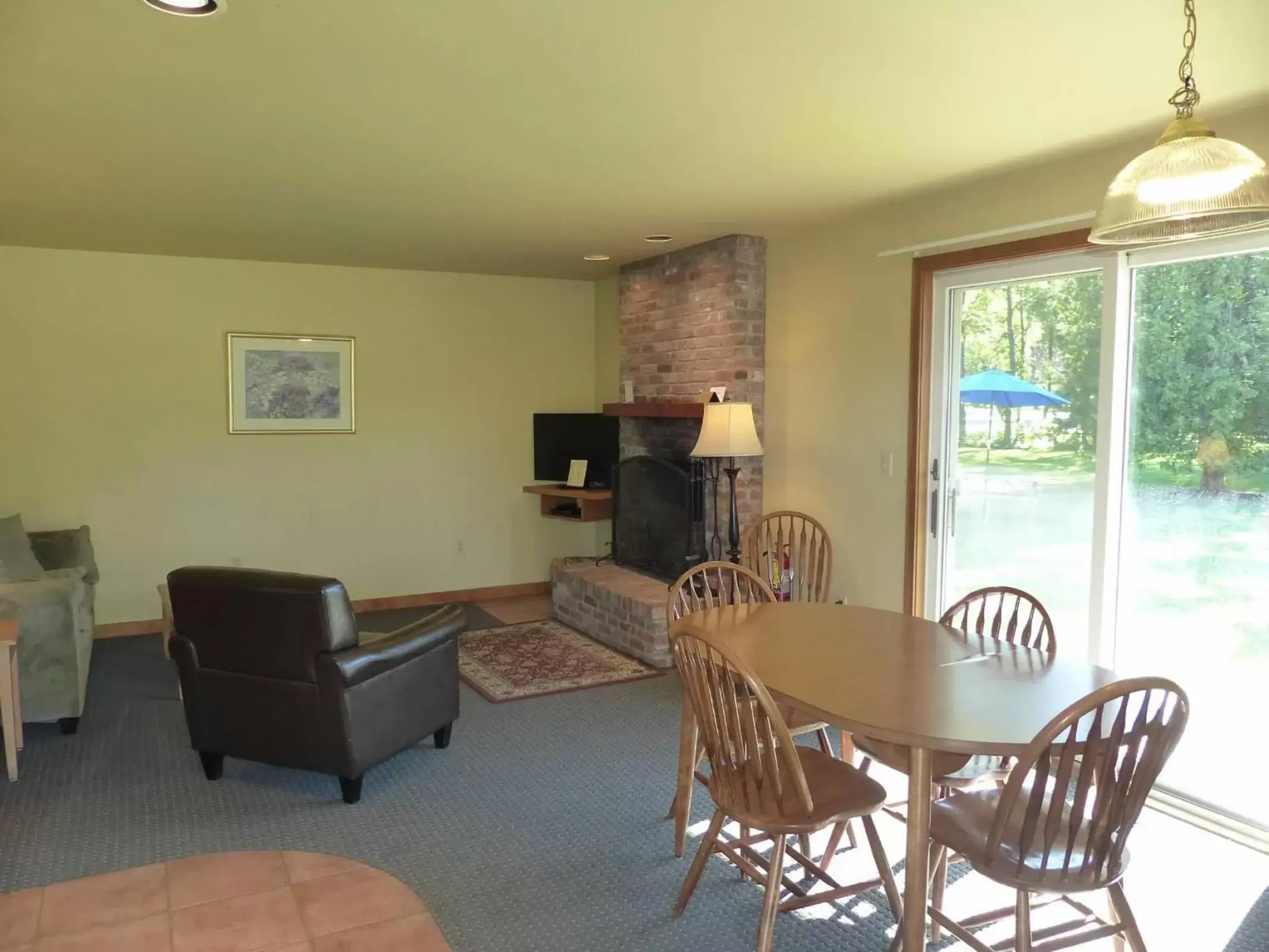 Living room, Seating Area in Stowe Motel & Snowdrift