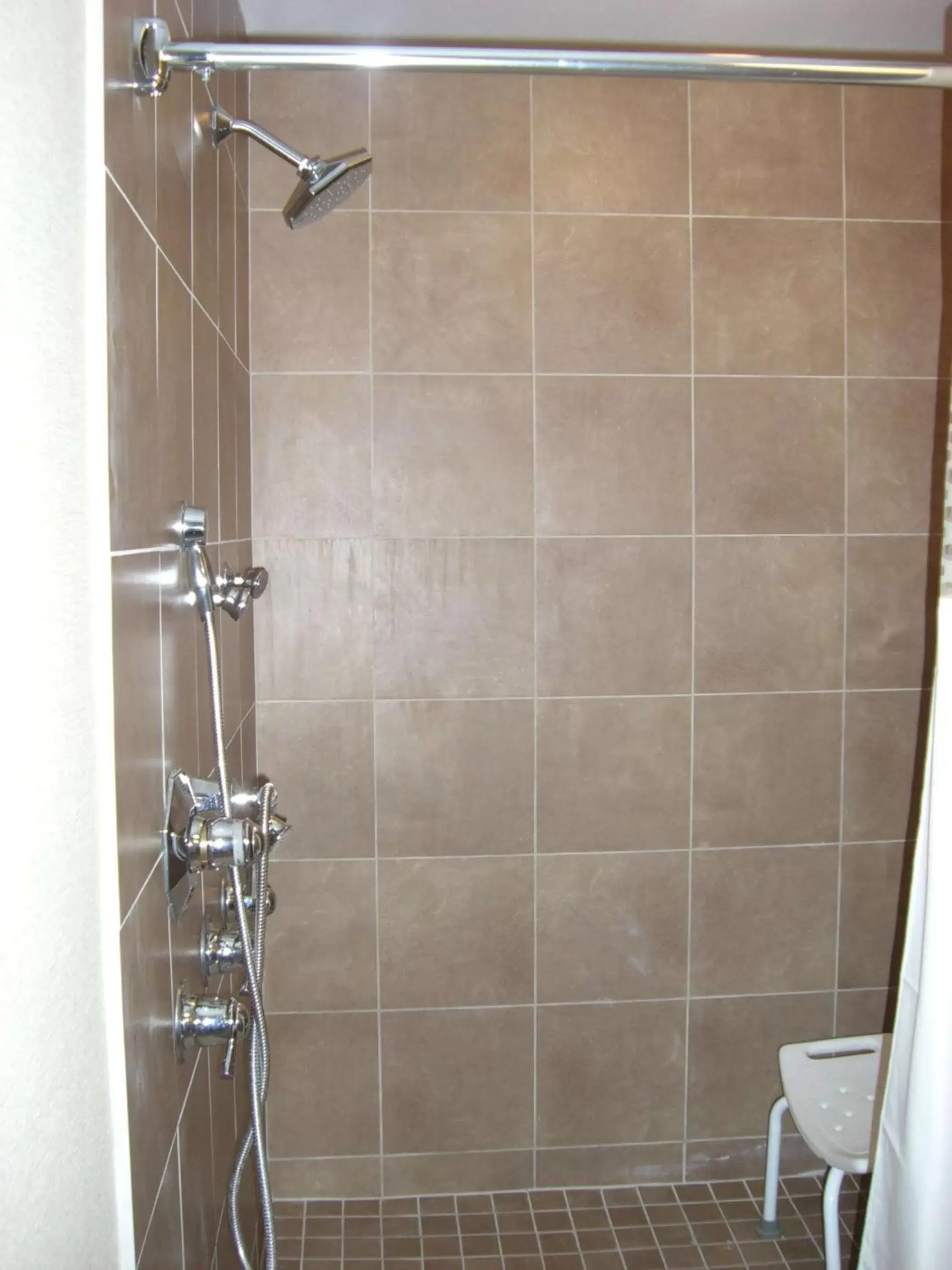 Living room in Hampton Inn and Suites Pueblo/North Living room in Hampton Inn and Suites Pueblo/North