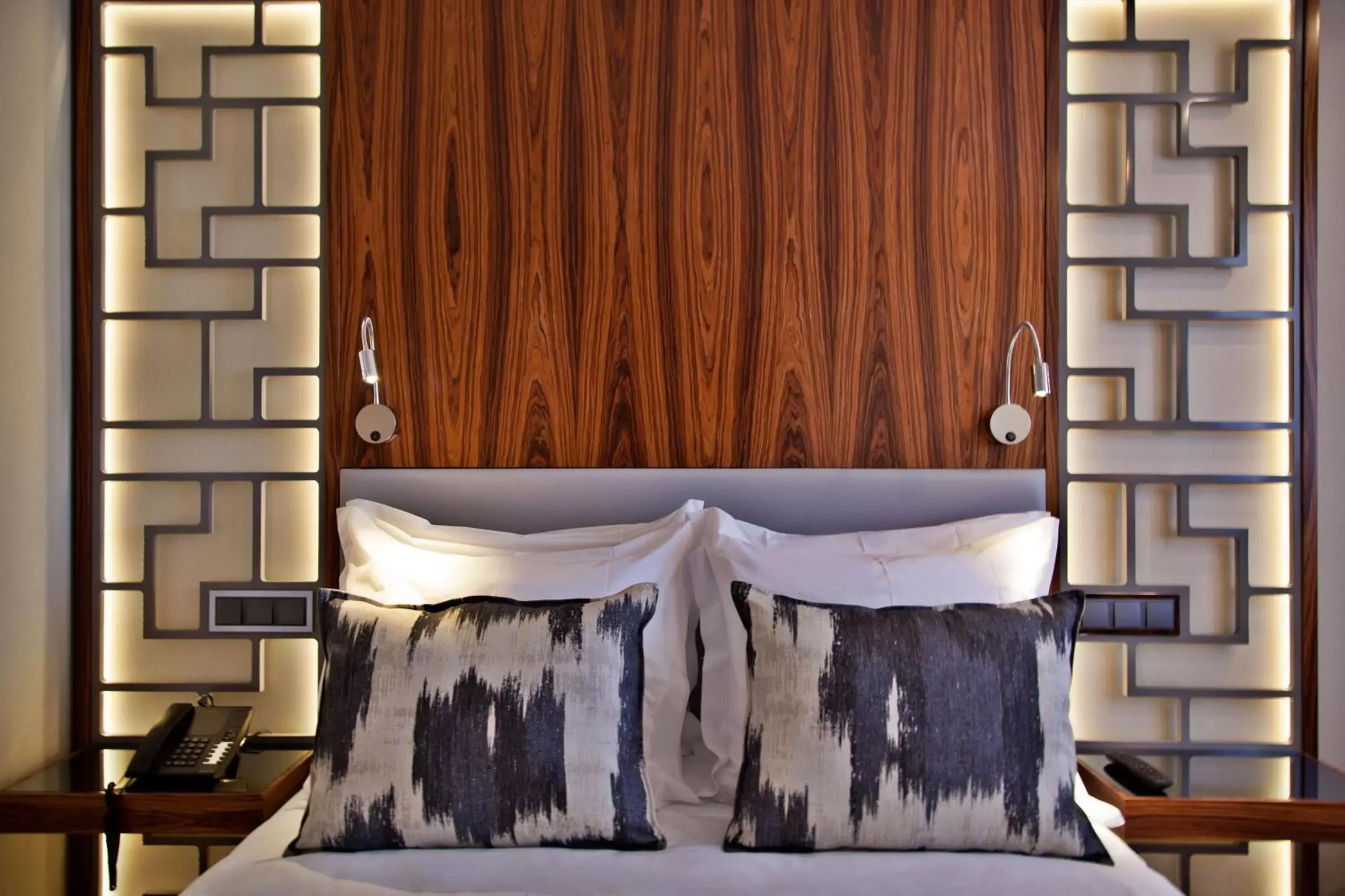 Bed in TURIM Saldanha Hotel