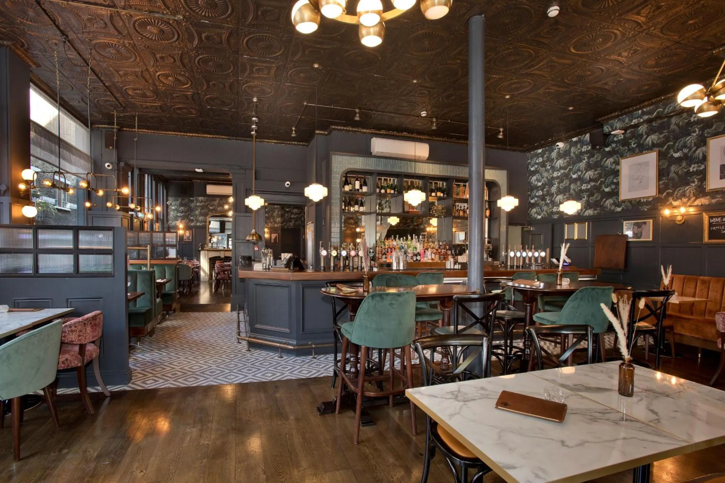 Restaurant/places to eat in The Clerk & Well Pub and Rooms