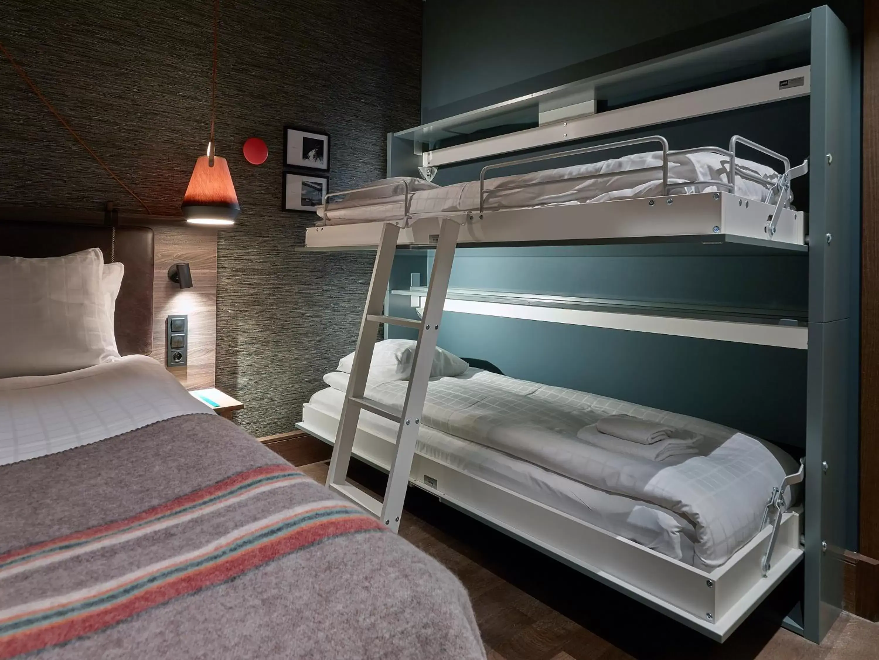 Bunk Bed in Downtown Camper by Scandic