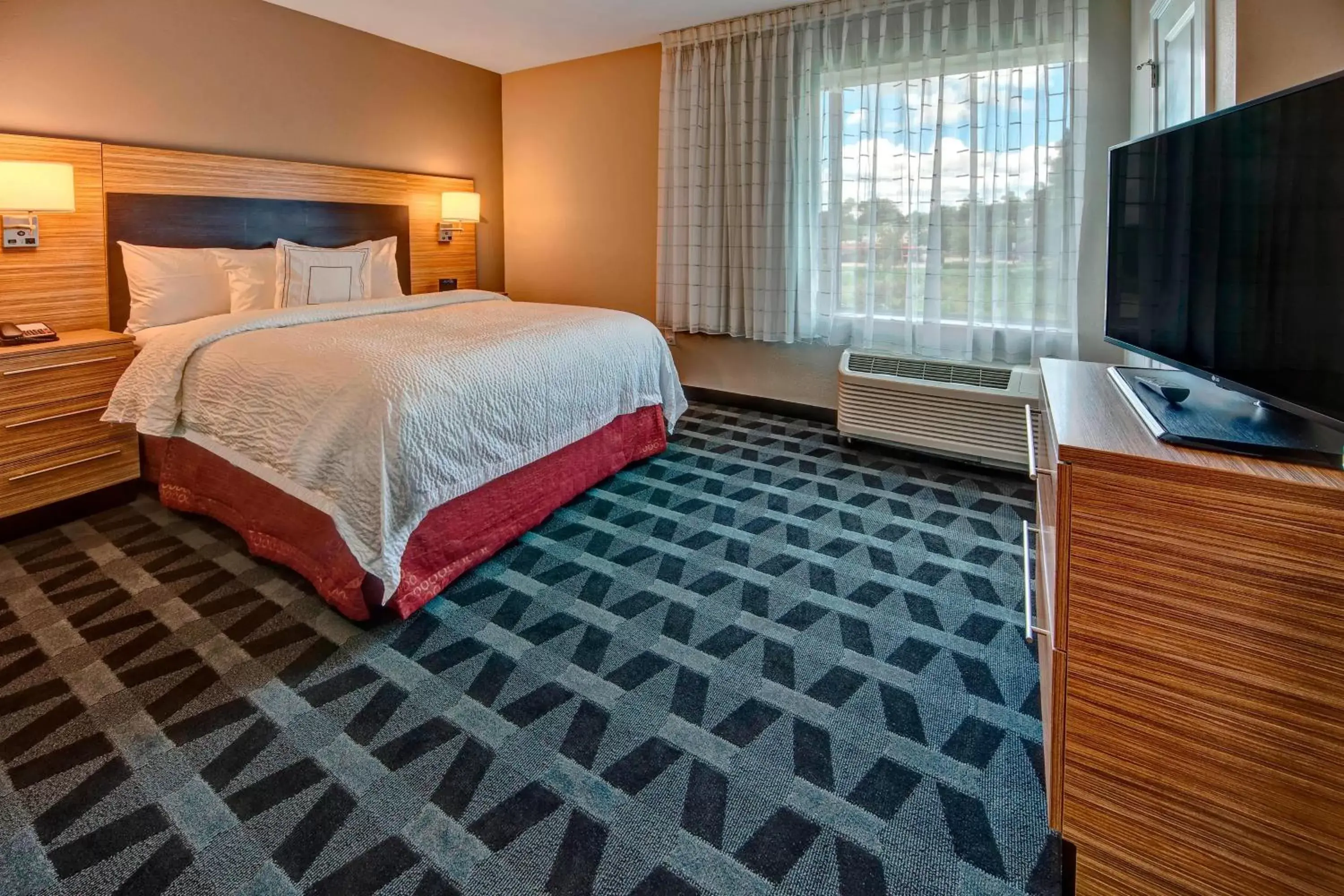 Bedroom, Bed in TownePlace Suites by Marriott Auburn University Area