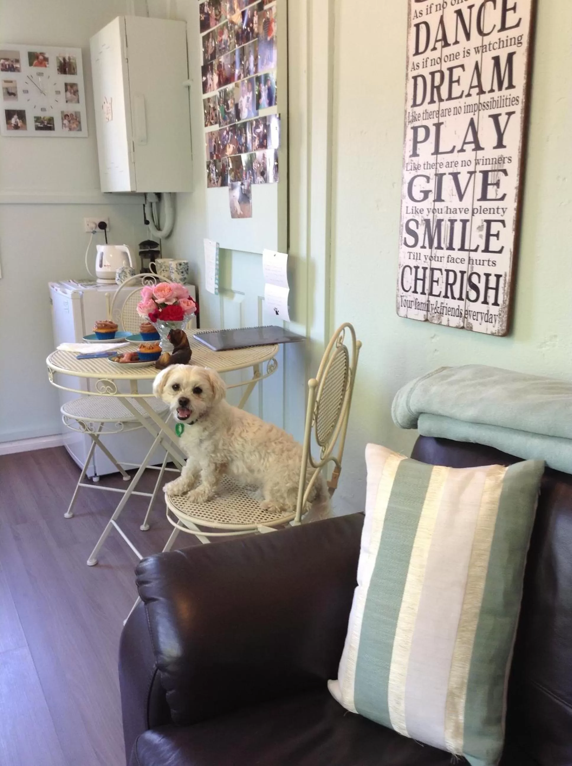 Bedroom in Must Love Dogs B&B & Self Contained Cottage