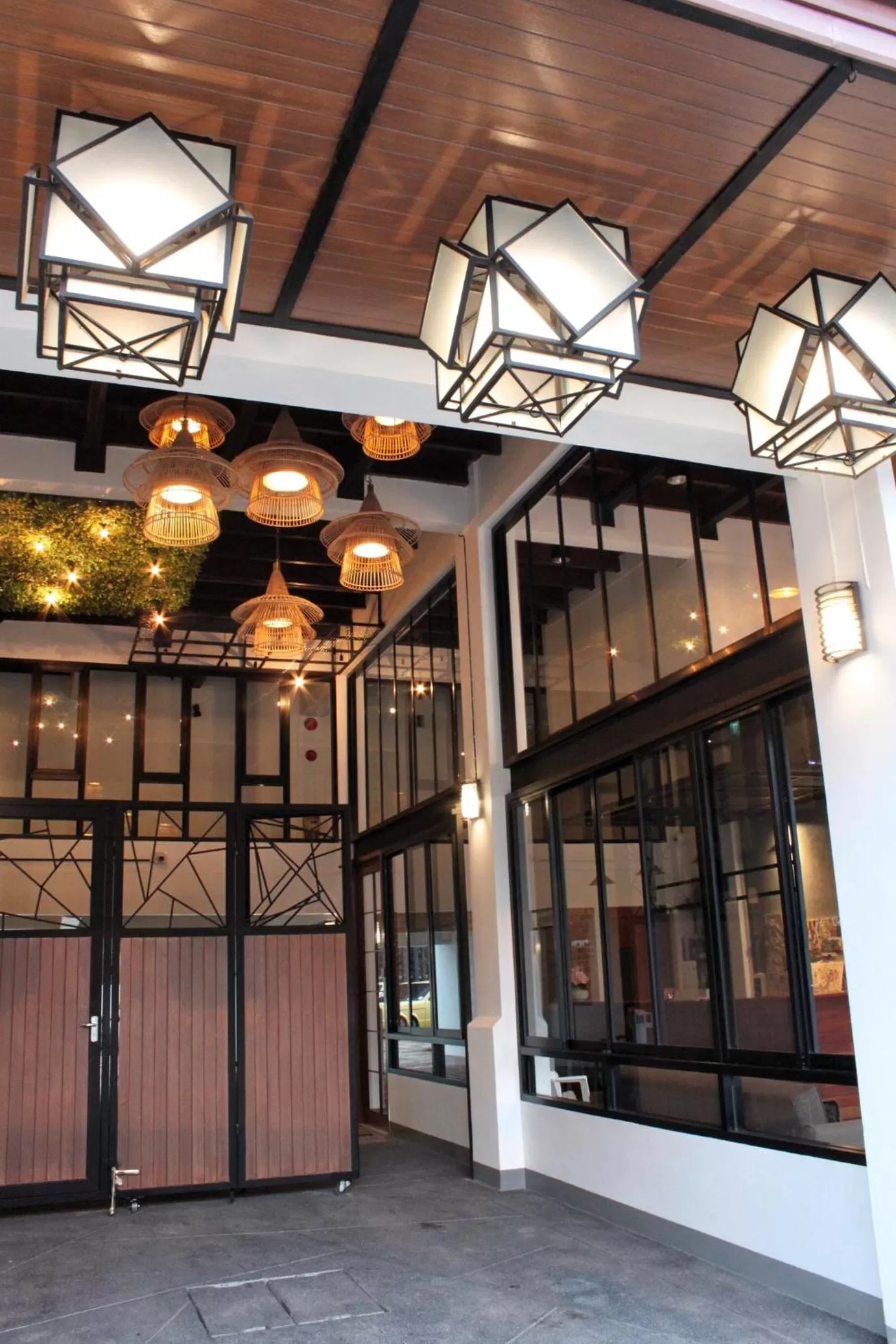 Facade/entrance in The Old City Wall Inn