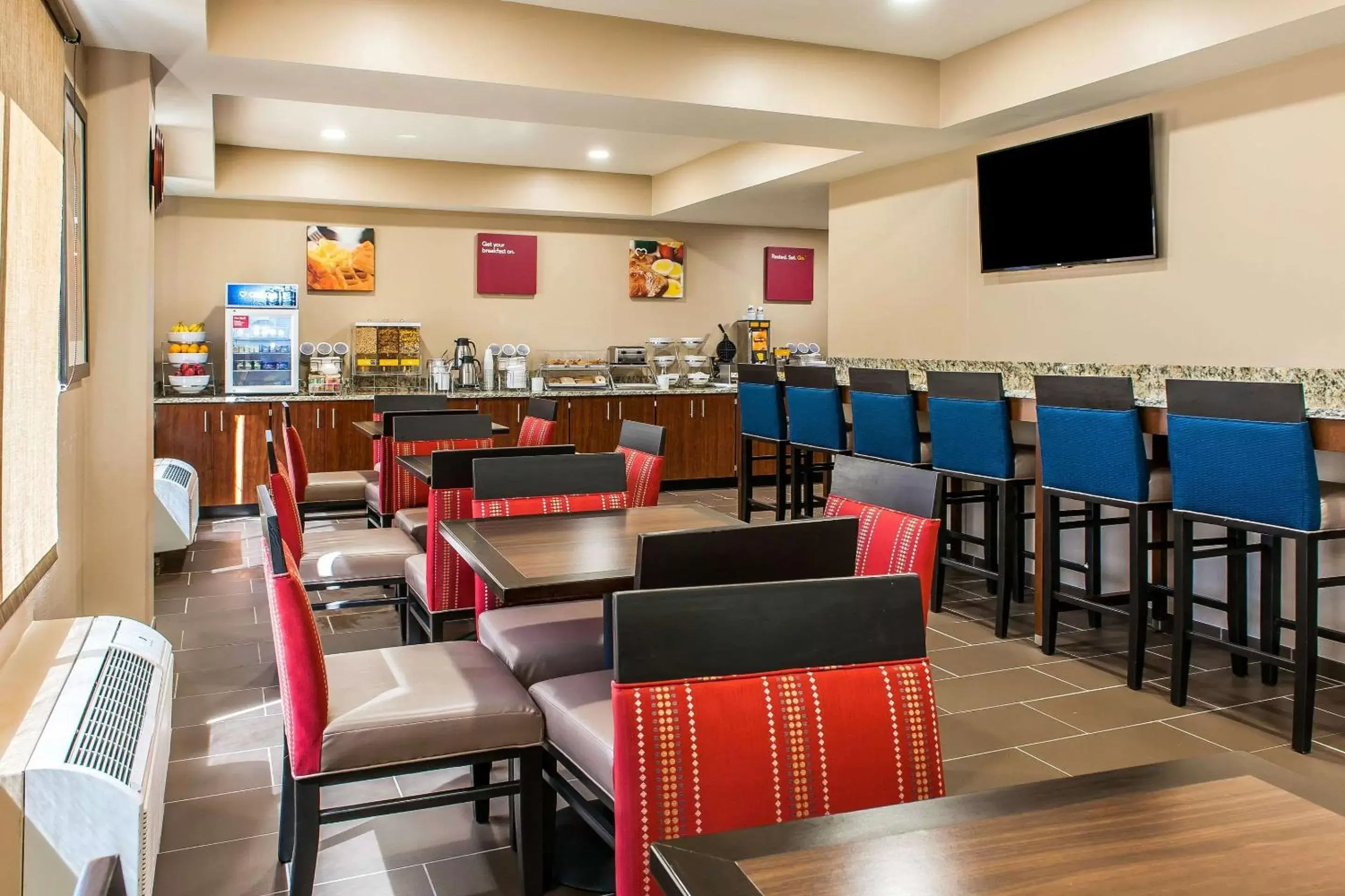 Restaurant/Places to Eat in Comfort Inn & Suites Mount Sterling