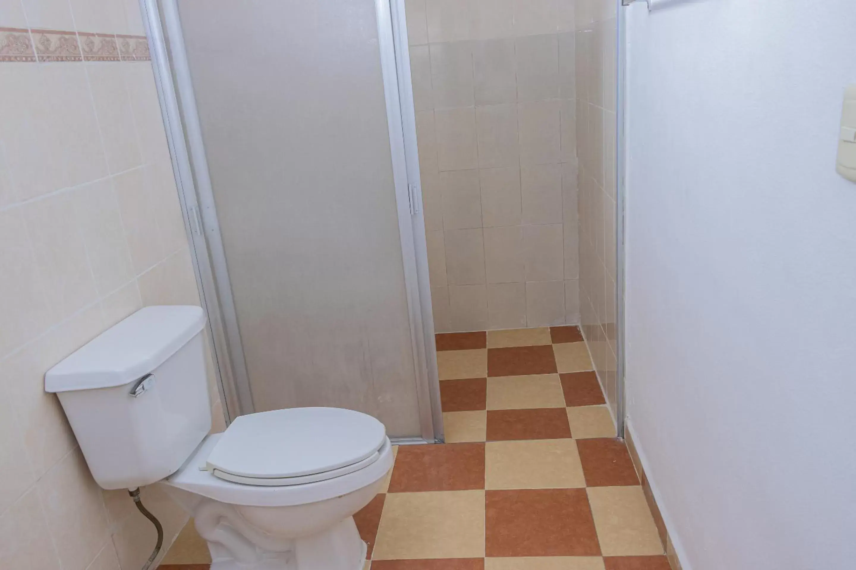 Bathroom in OYO Hotel Marías,Aeropuerto Internacional de Chetumal