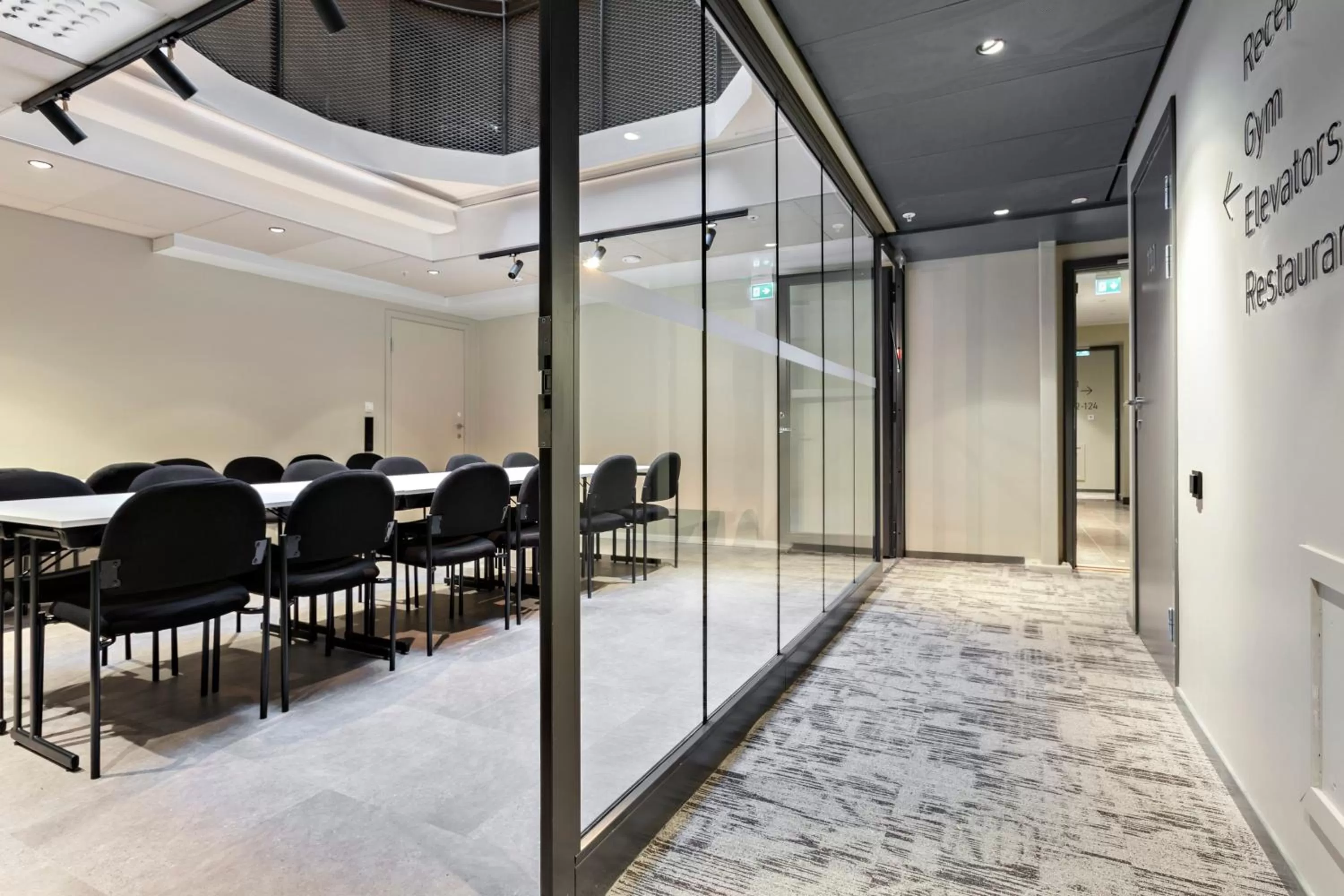 Meeting/conference room in Best Western Hotel at 108