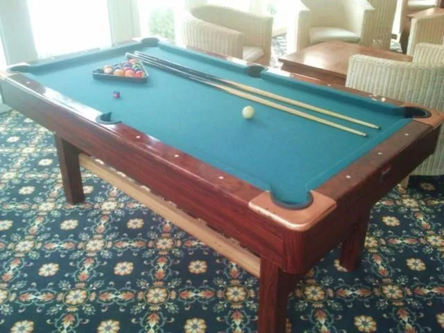 Billiard in Cit'Hotel Le Mirage