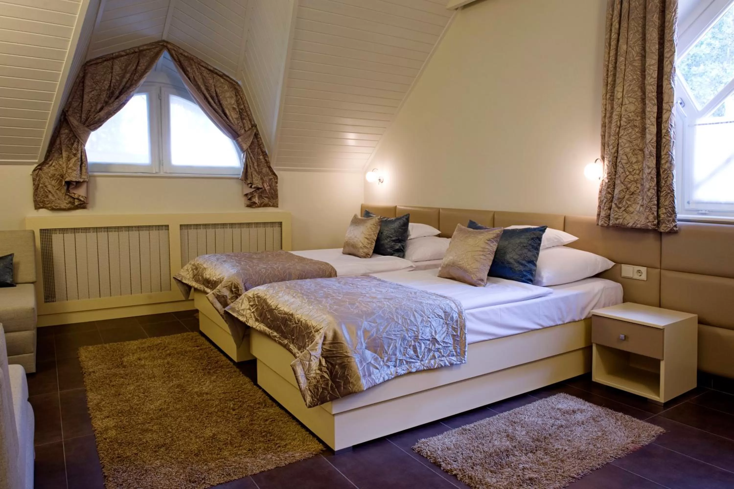 Day, Bed in Varga Tanya Hotel