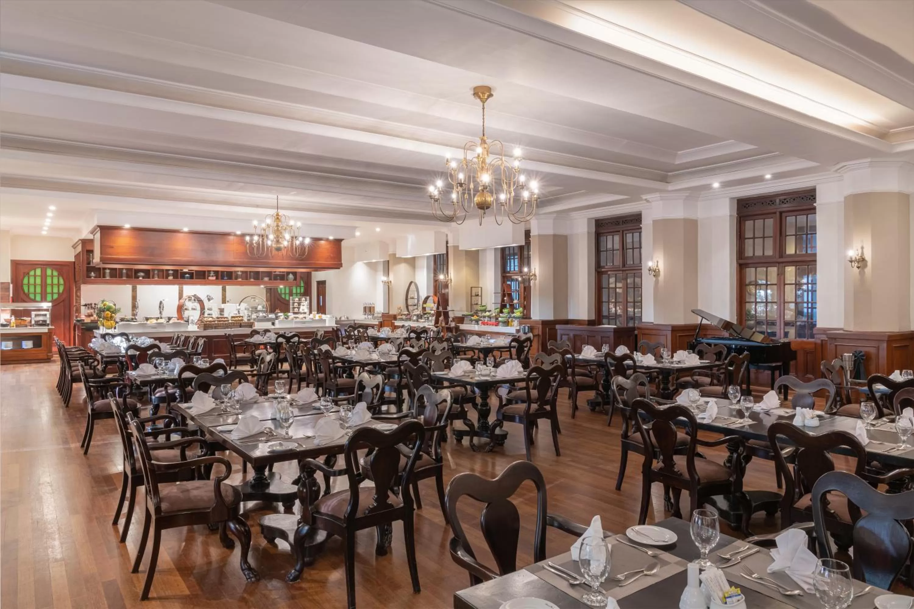 Food and drinks in The Grand Hotel - Heritage Grand