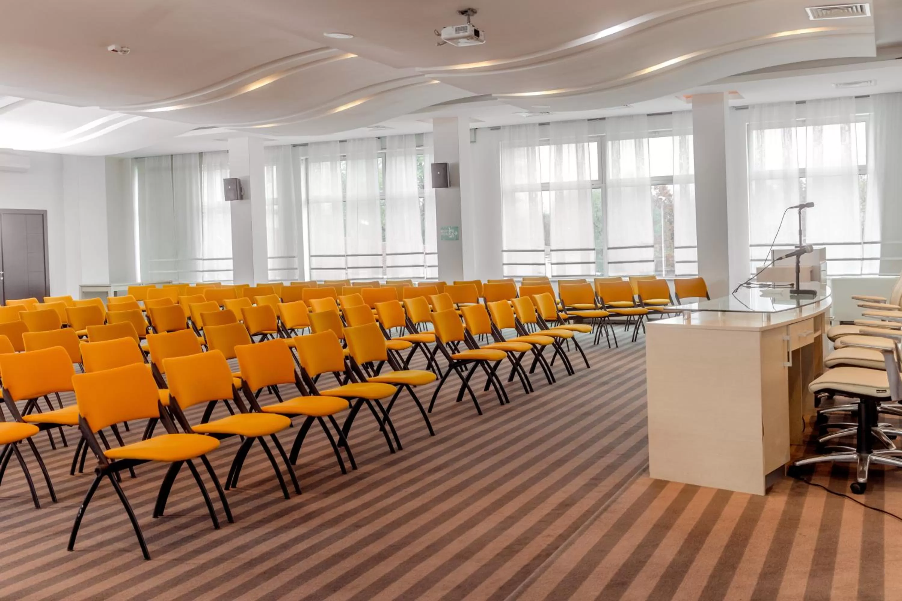 Meeting/conference room in Hotel Vojvodina