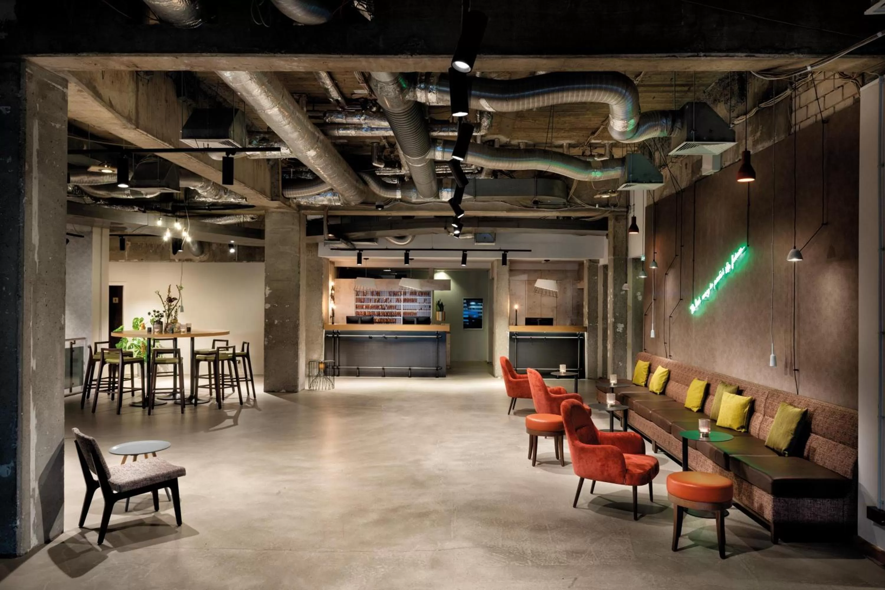 Lobby or reception in Seminaris Hotel Lüneburg