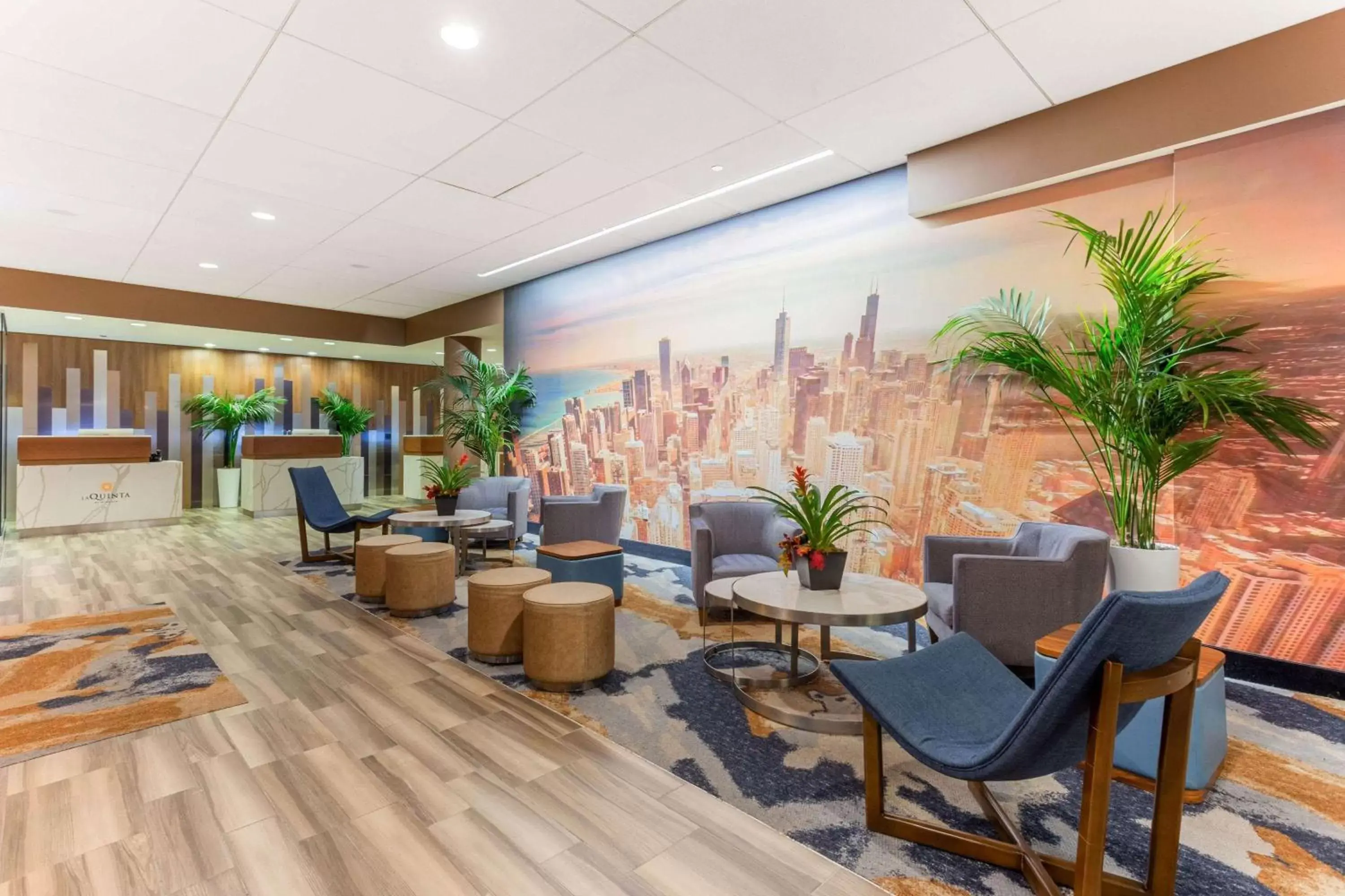 Lobby or reception in La Quinta by Wyndham Chicago Downtown