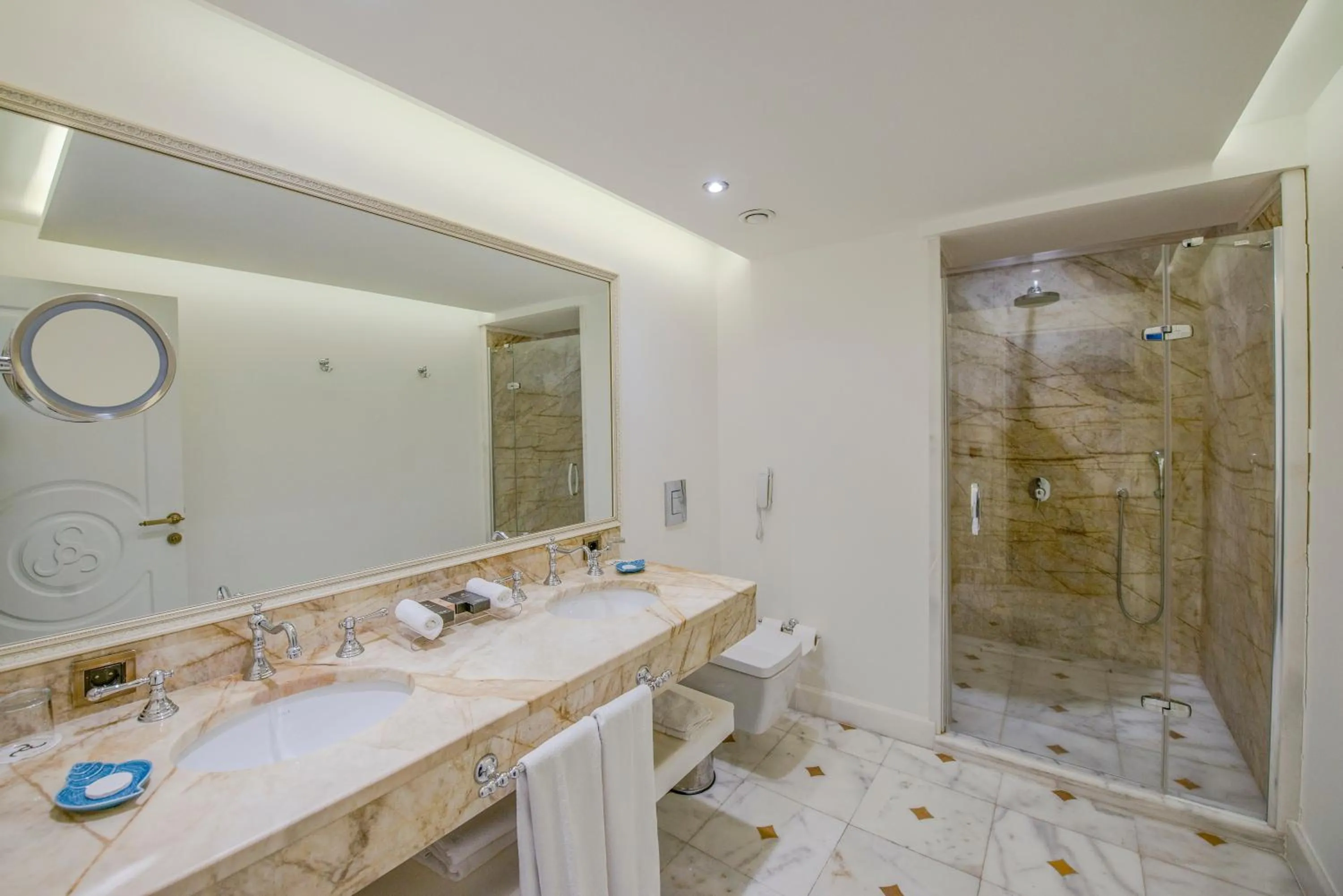 Bathroom in Casa Margot Hotel - Adults Only