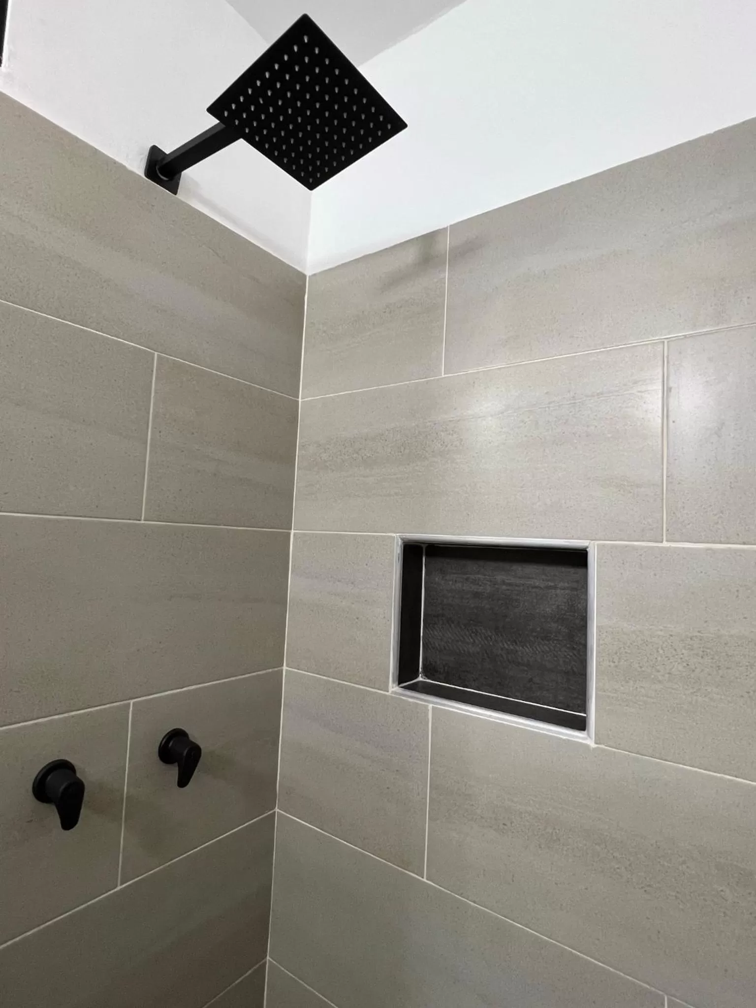 Shower in HOTEL 9.5 SAN FERNANDO