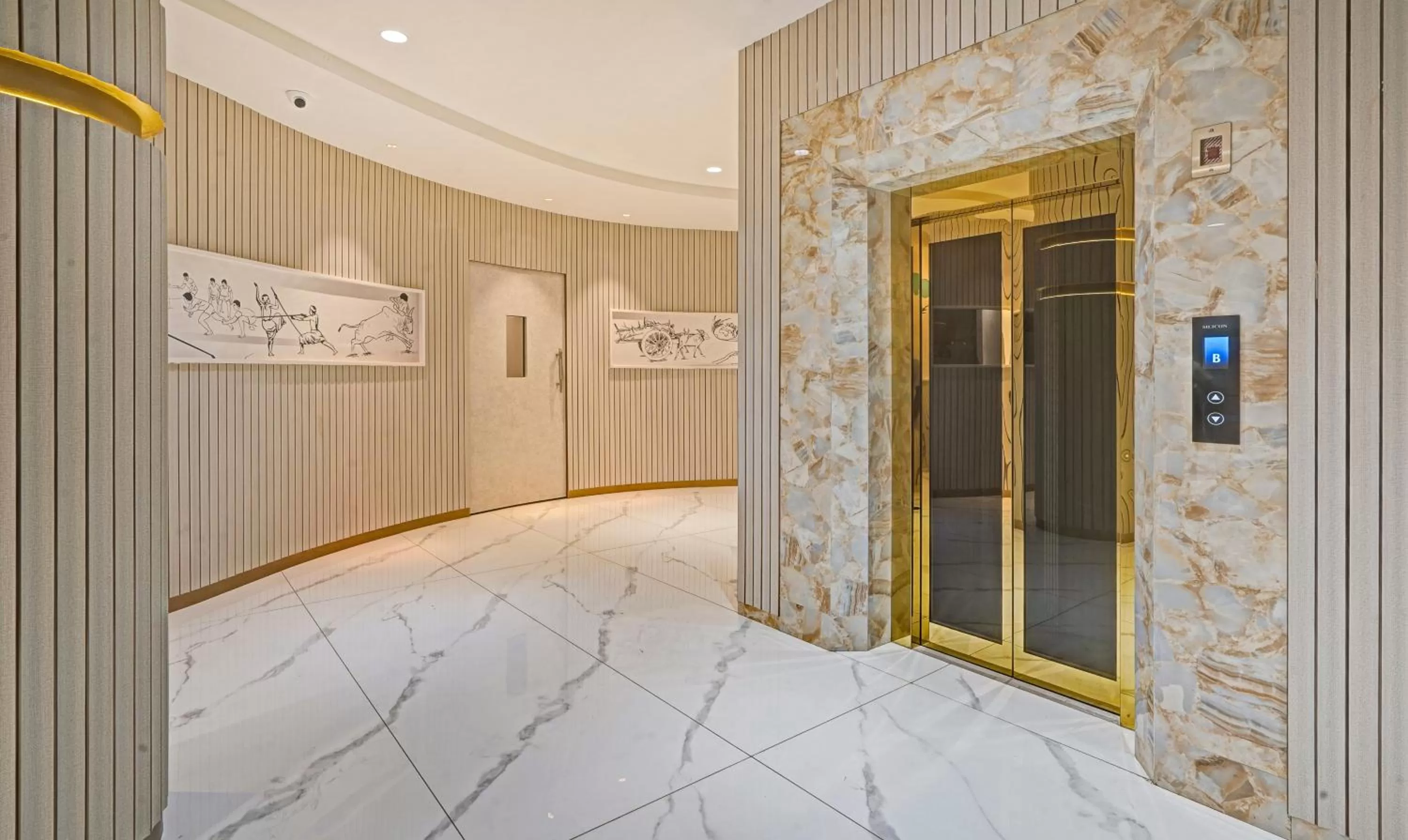 elevator in Treebo Premium La Orchid, Big Temple