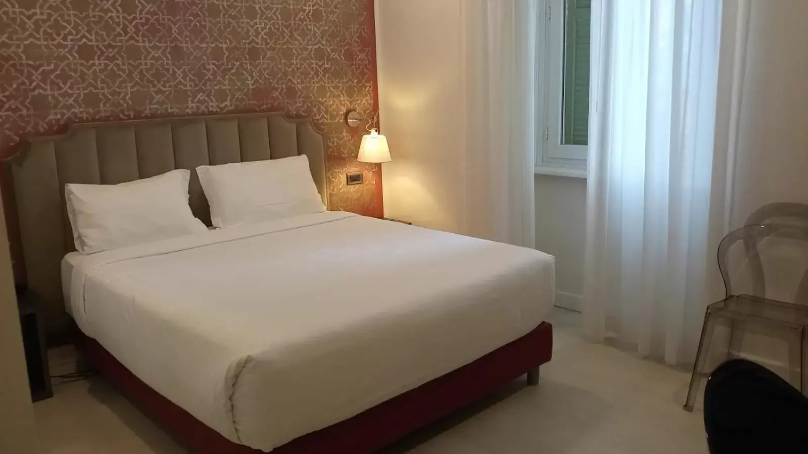 Bed in Best Western Plus Royal Superga Hotel
