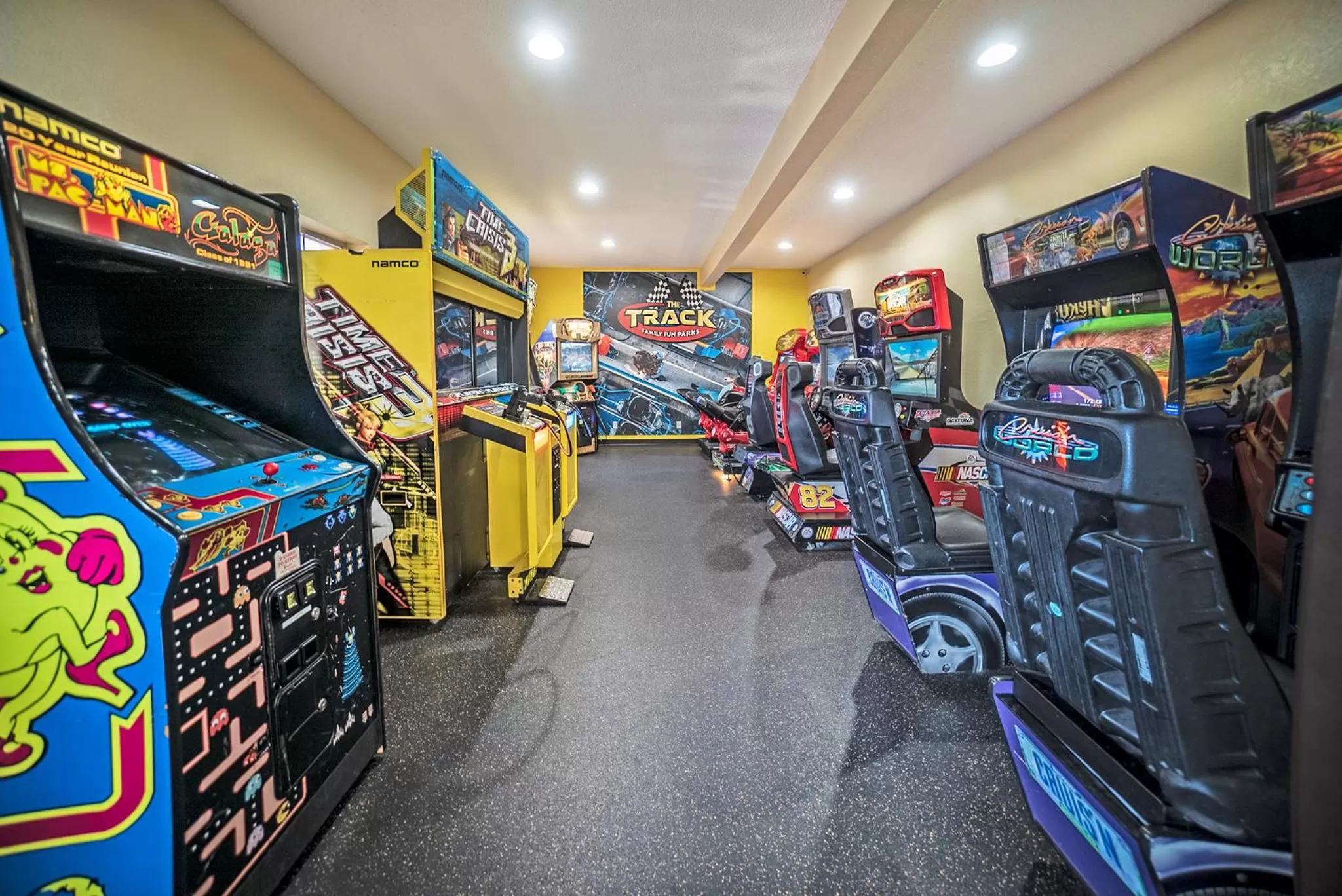 Game Room in The Stone Castle Hotel & Conference Center