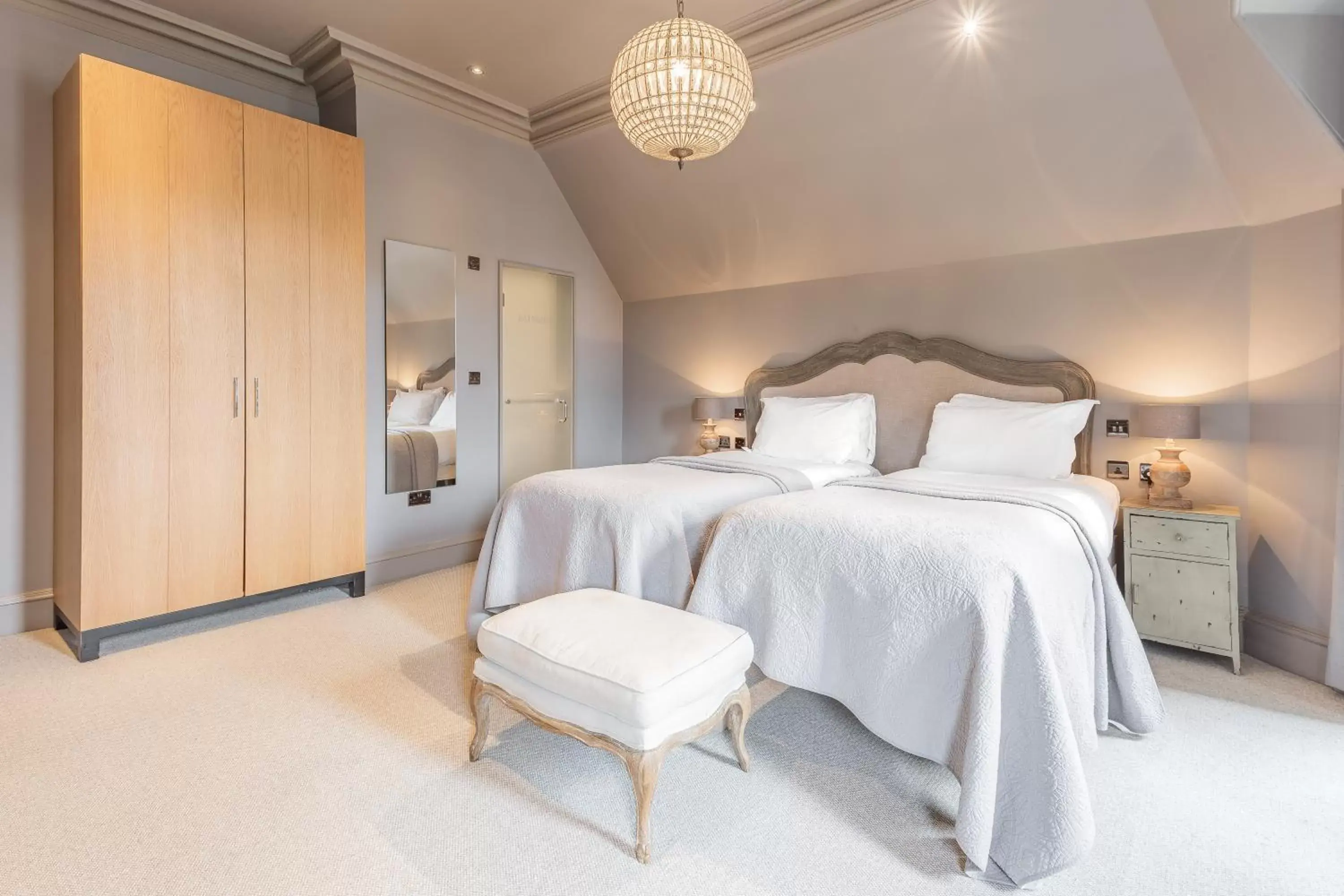 Bedroom, Bed in Murrayfield Hotel