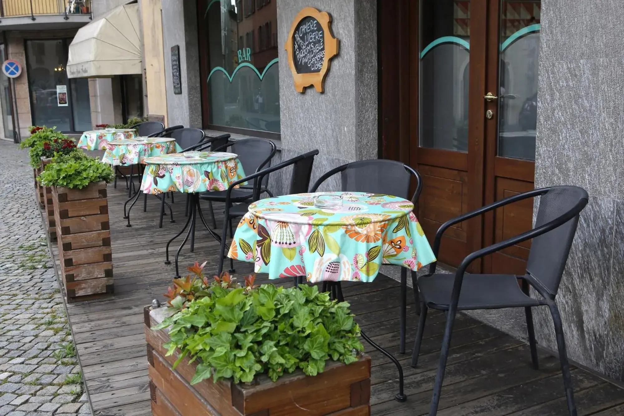 Facade/entrance, Restaurant/Places to Eat in Albergo Gusmeroli