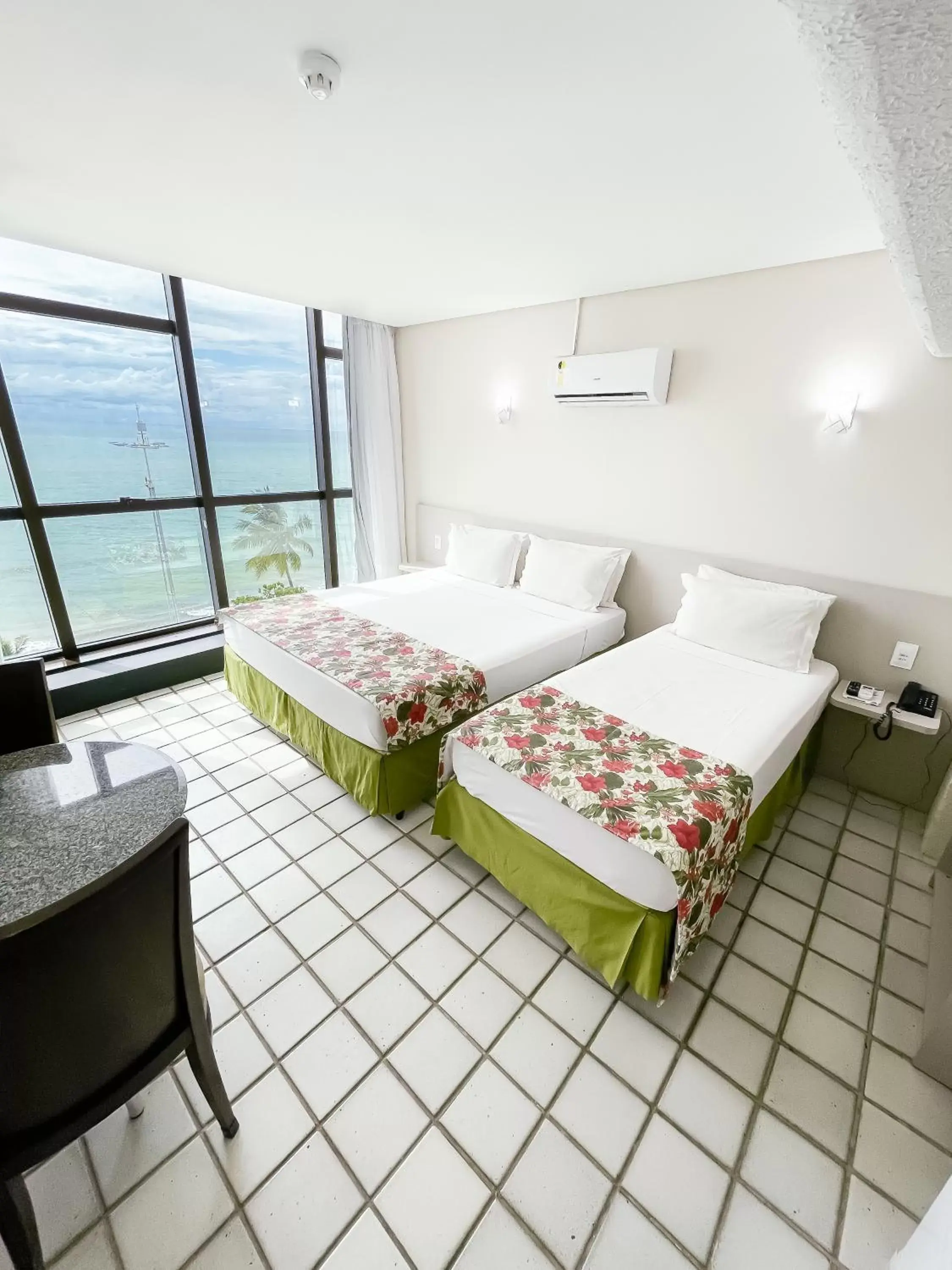 Bedroom, Bed in Golden Park Recife Boa Viagem