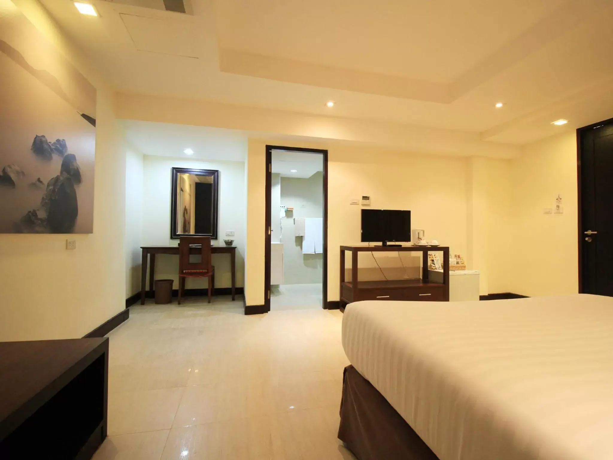 TV/Entertainment Center in Hotel Tropicana Pattaya - SHA Extra Plus