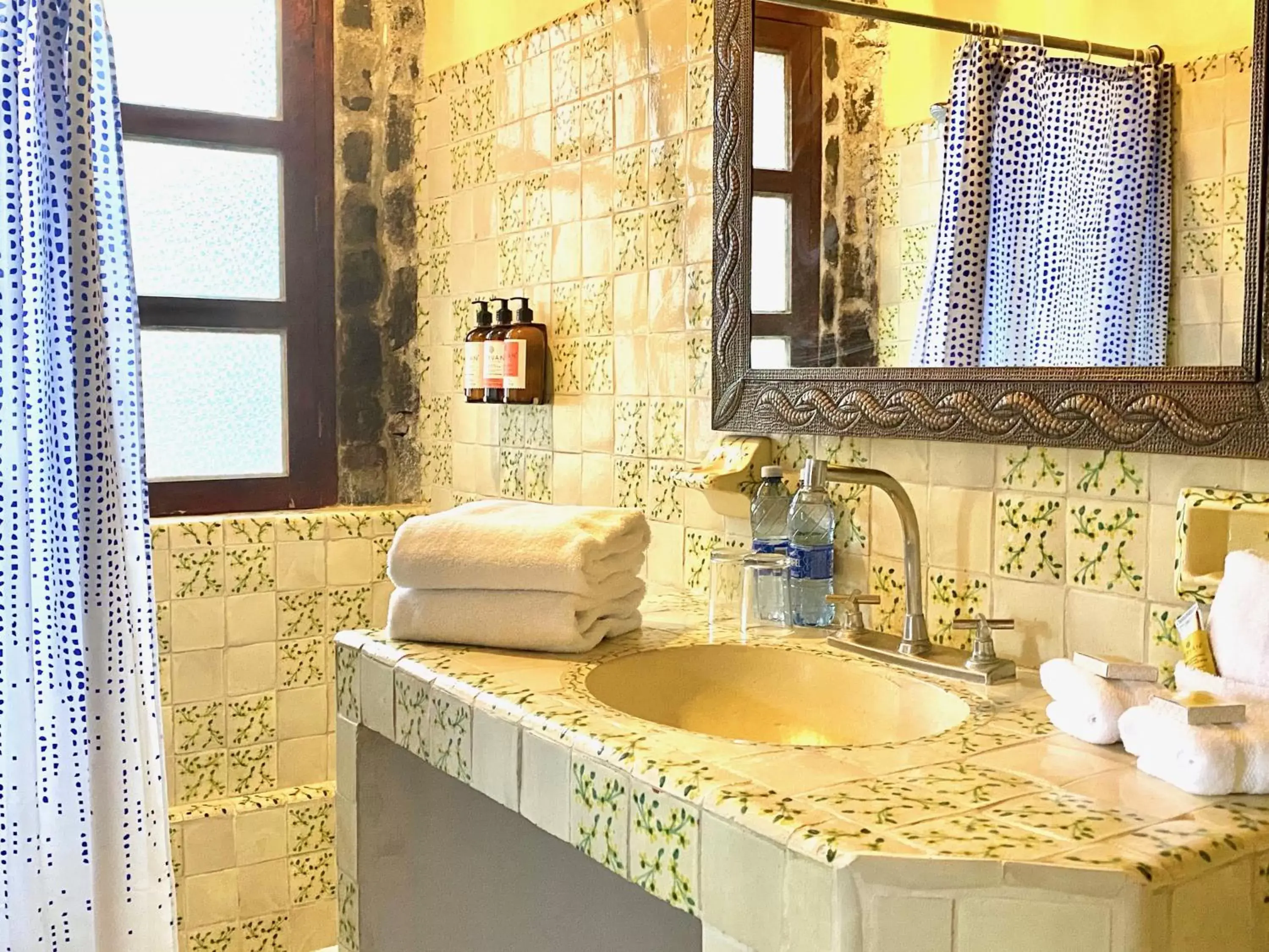 Bathroom in Hacienda de las Flores