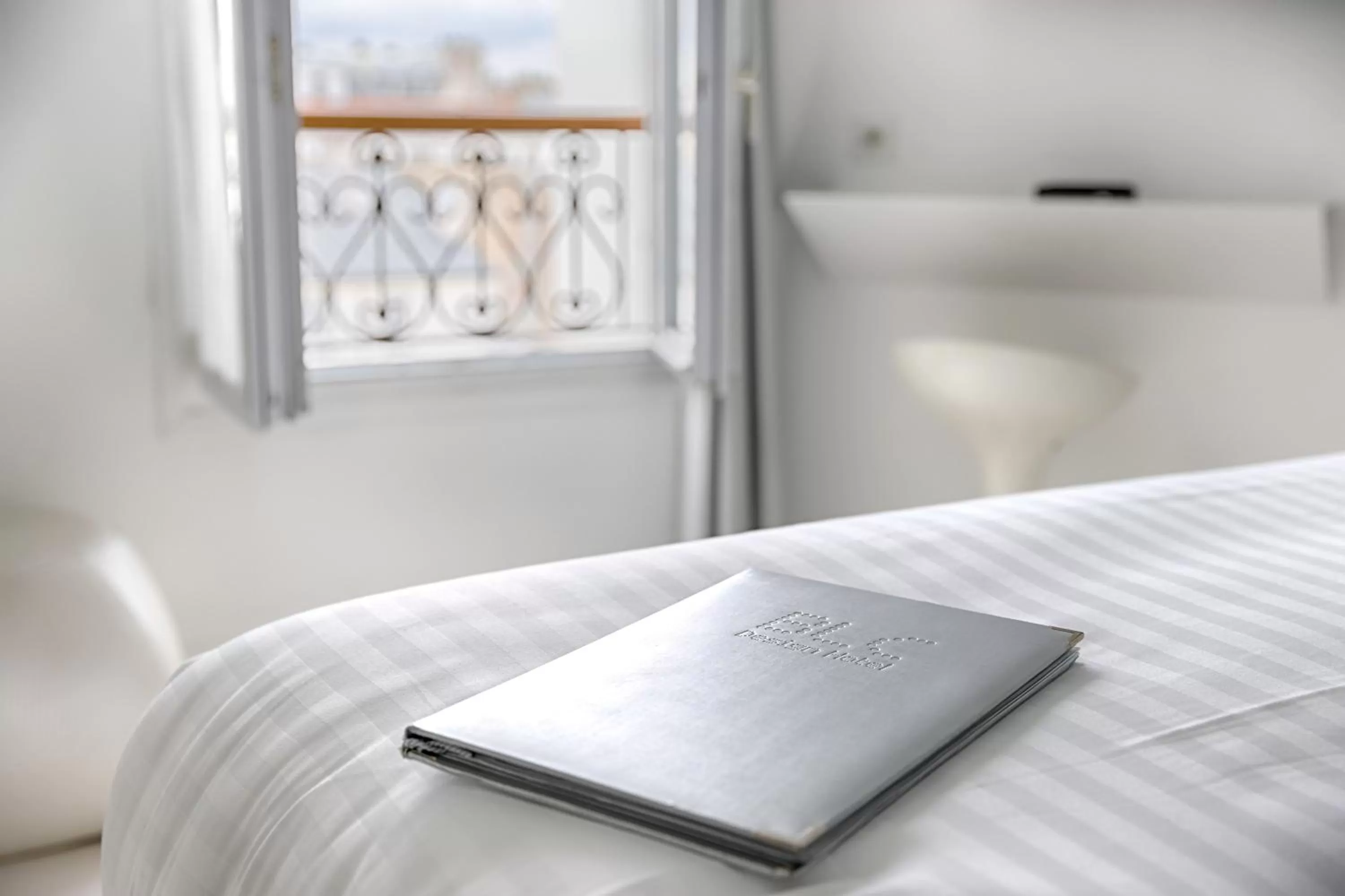 Property logo or sign, Bed in Blc Design Hotel