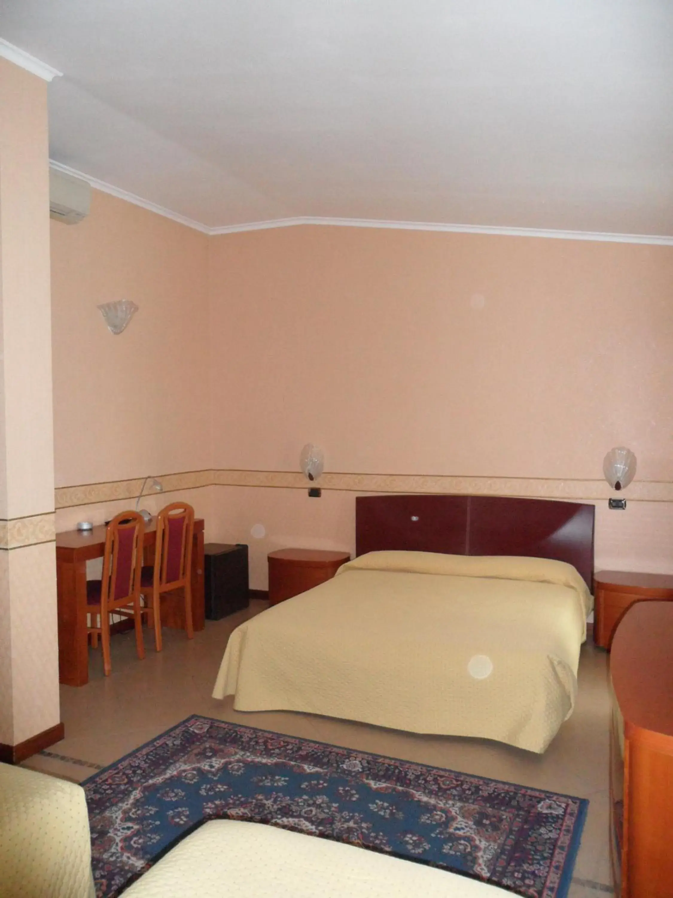 Photo of the whole room, Bed in Hotel Ai Sette Nani