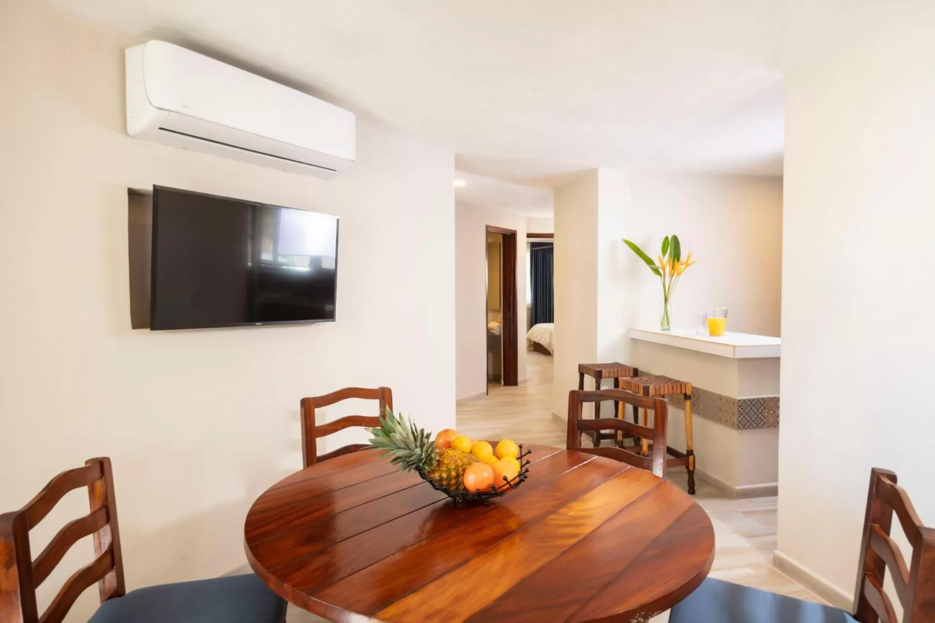Dining area in Vista Vallarta All Suites On The Beach