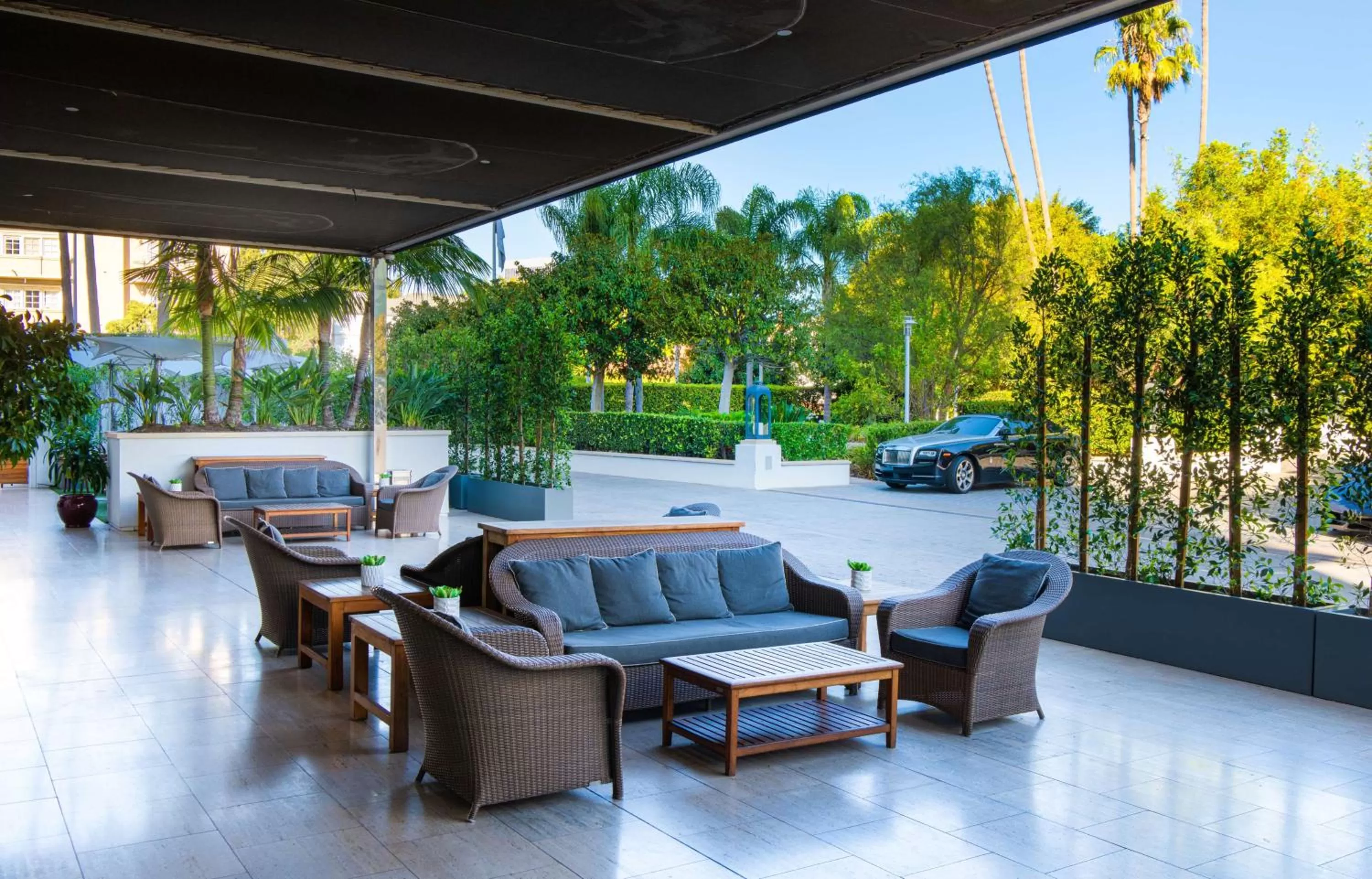 Patio in Cameo Beverly Hills