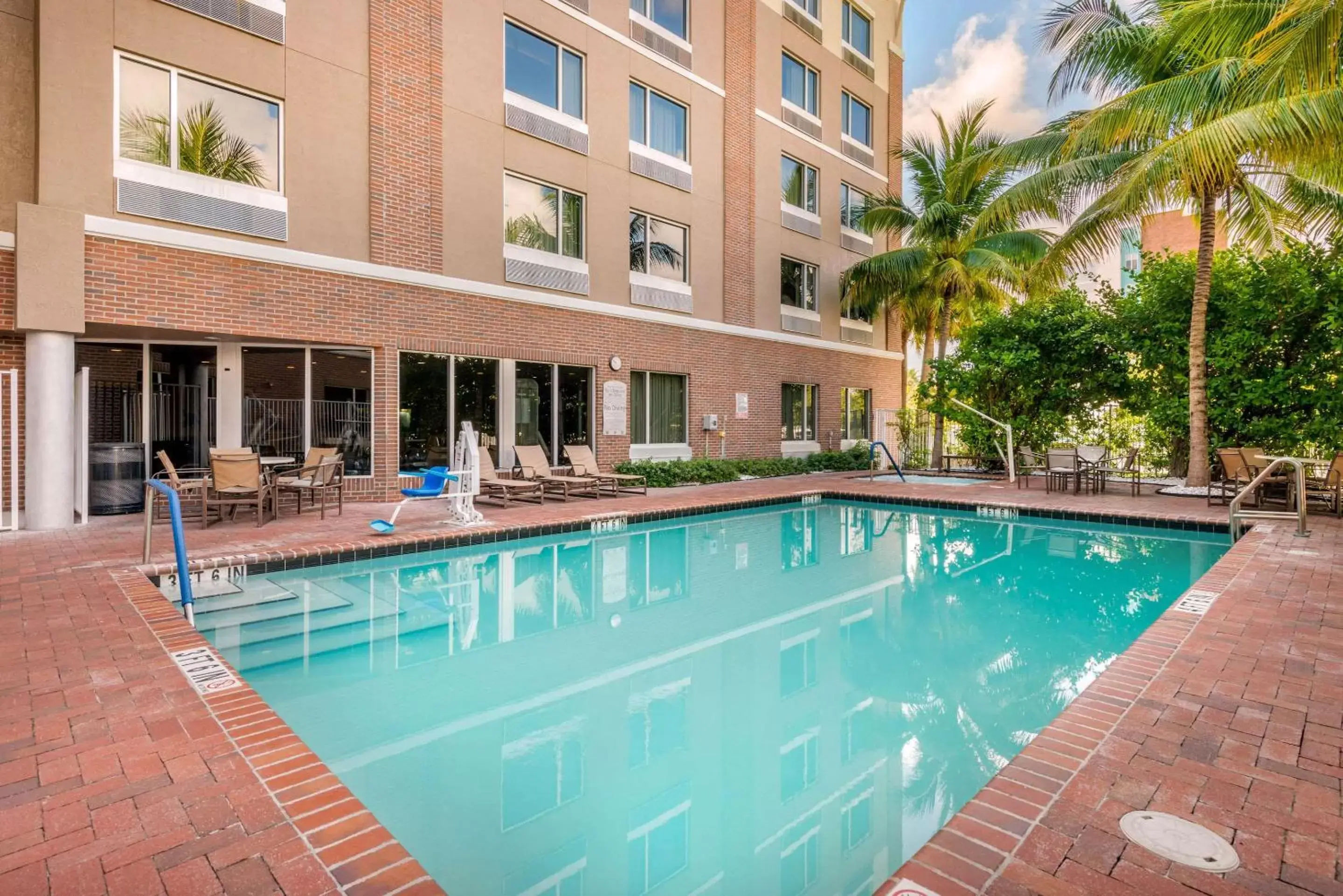 On site, Swimming Pool in Cambria Hotel Ft Lauderdale, Airport South & Cruise Port