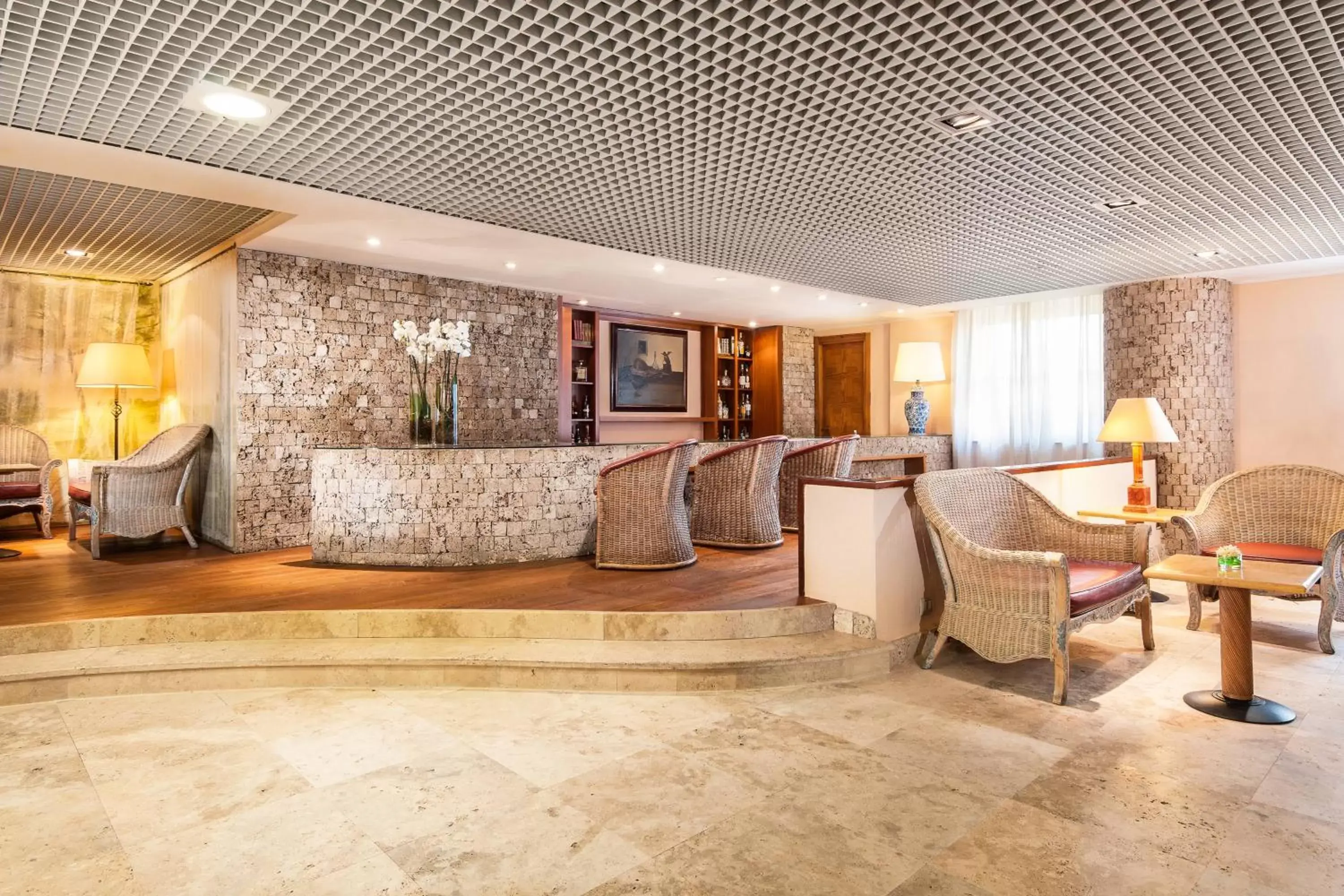 Restaurant/places to eat, Lobby/Reception in Sheraton Rome Parco de Medici