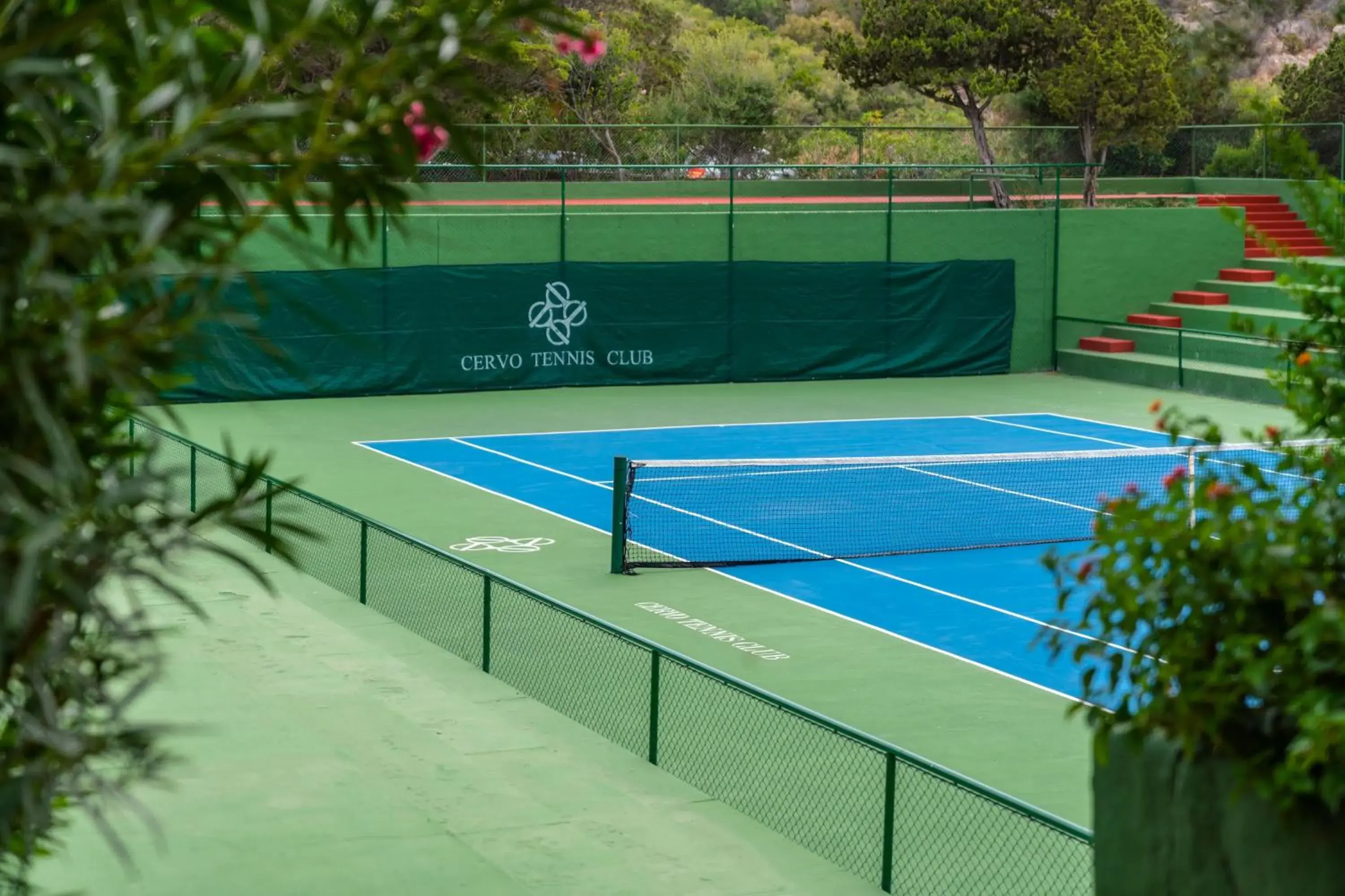 Tennis court, Tennis/Squash in Cervo Hotel, Costa Smeralda Resort