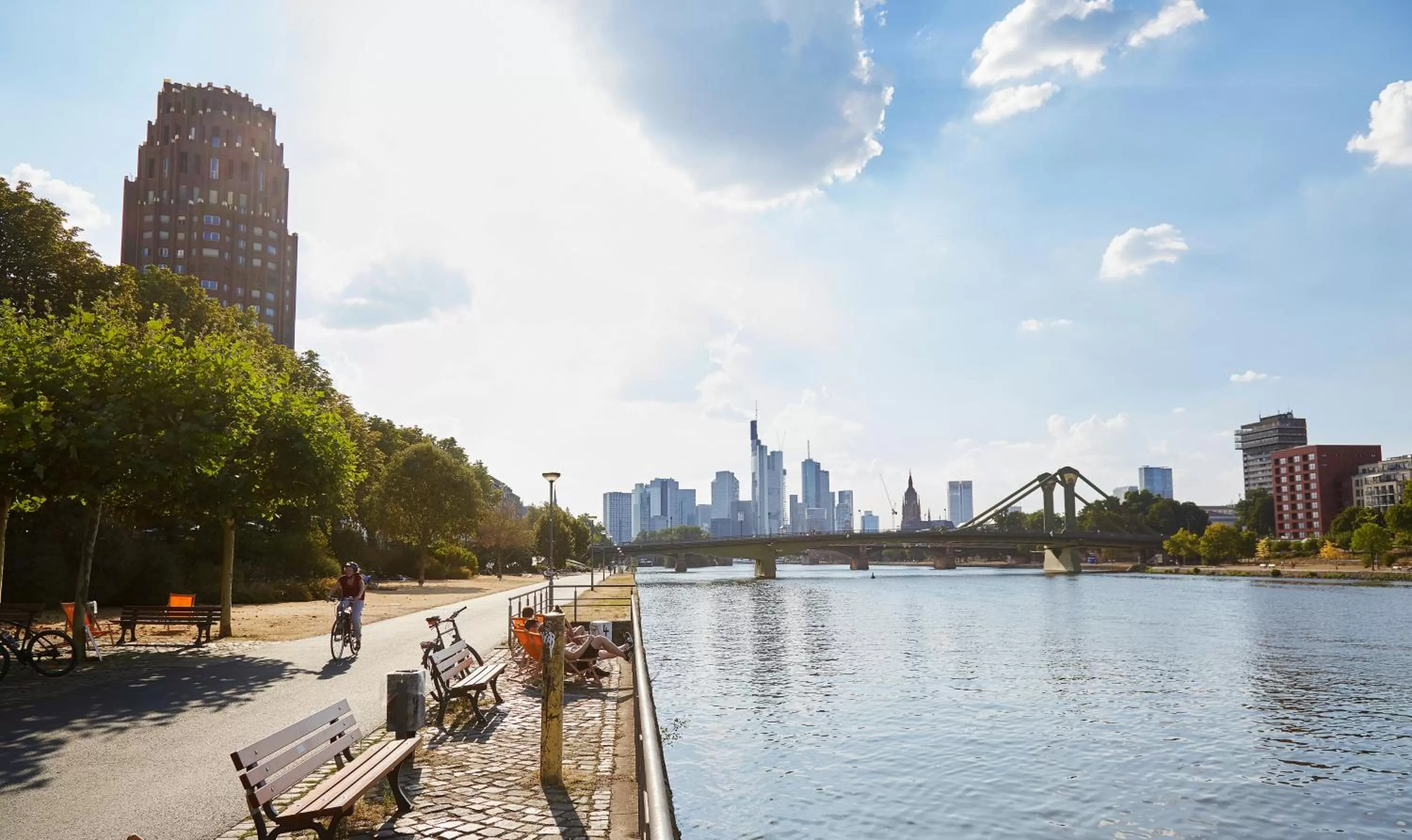 Area and facilities in Living Hotel Frankfurt