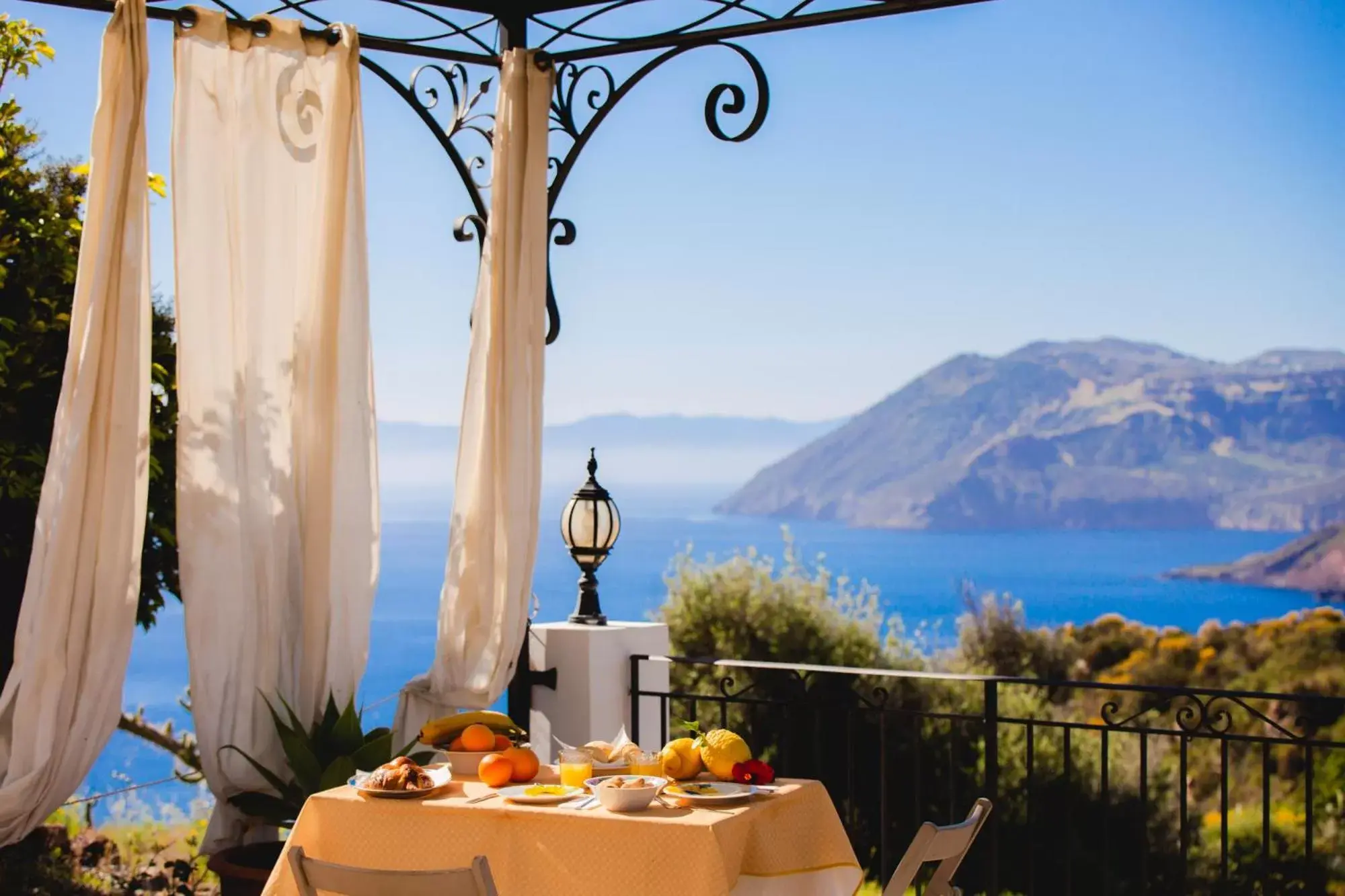 Breakfast in B&B Villa Maristella