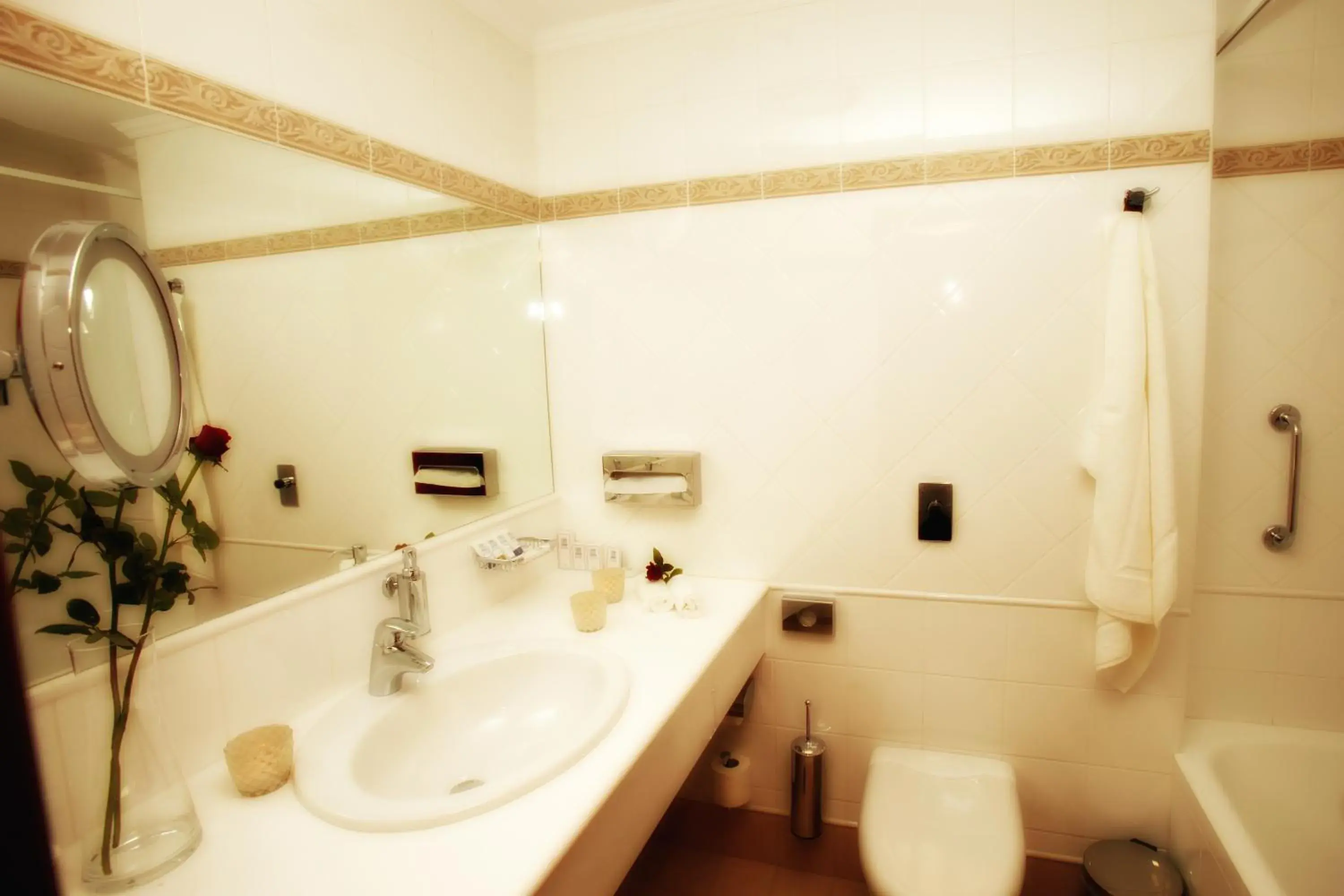 Bathroom in Afkos Grammos Resort