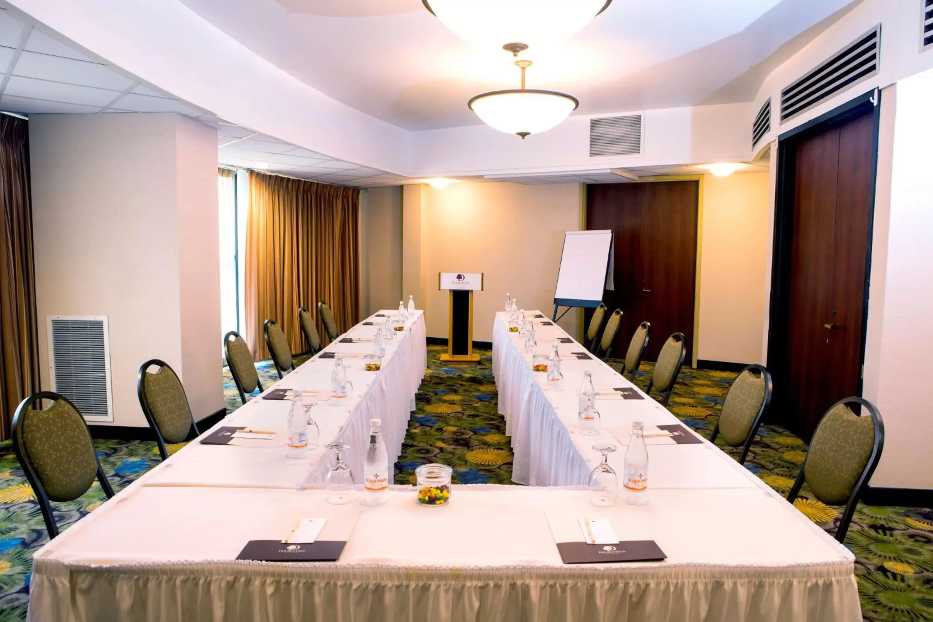 Meeting/conference room in DoubleTree by Hilton Portland, ME