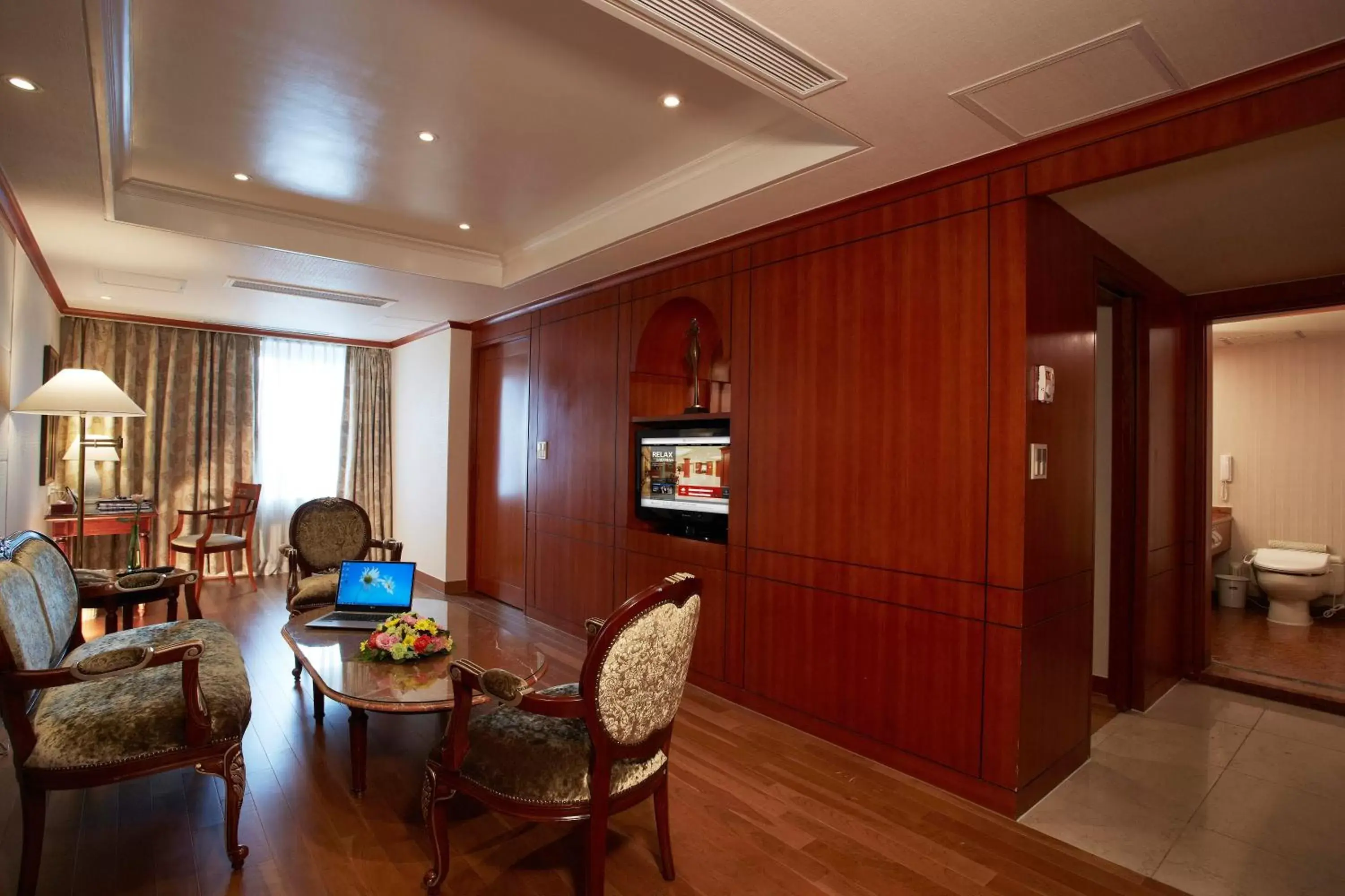 Living room, Lobby/Reception in Sejong Hotel Seoul Myeongdong
