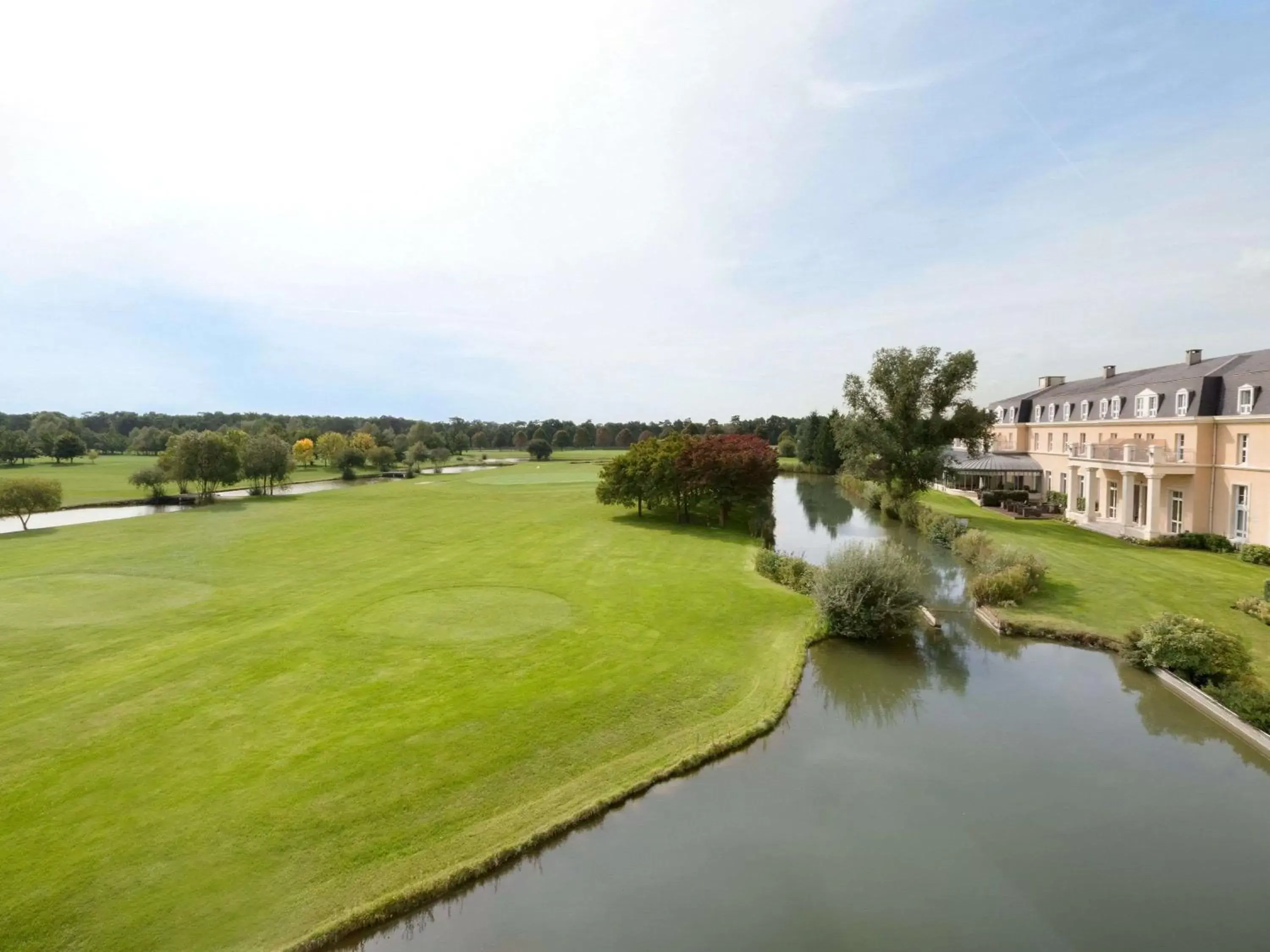 Golfcourse in Mercure Chantilly Resort & Conventions