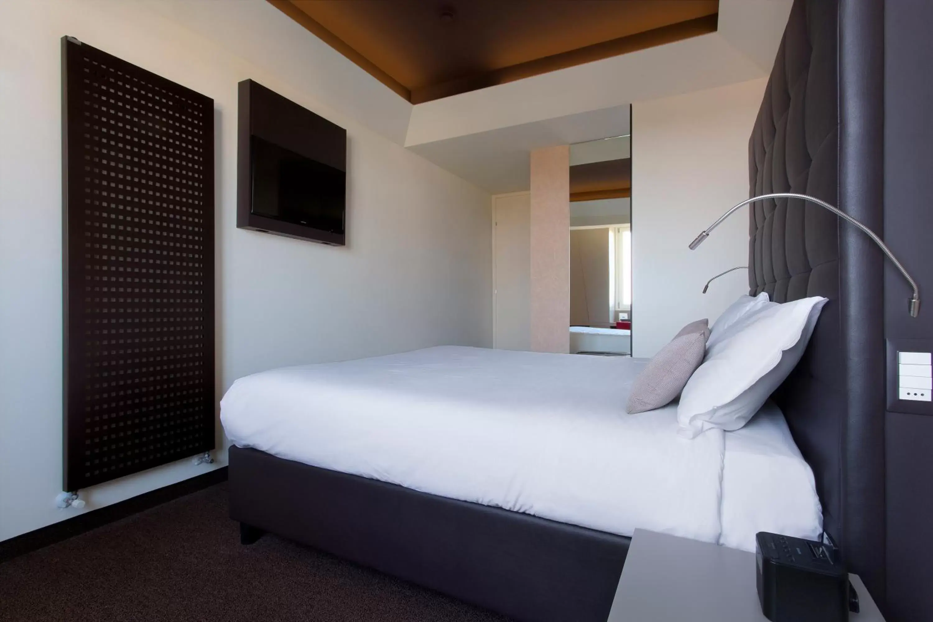 Bed in Best Western Hotel Continental Bed in Best Western Hotel Continental