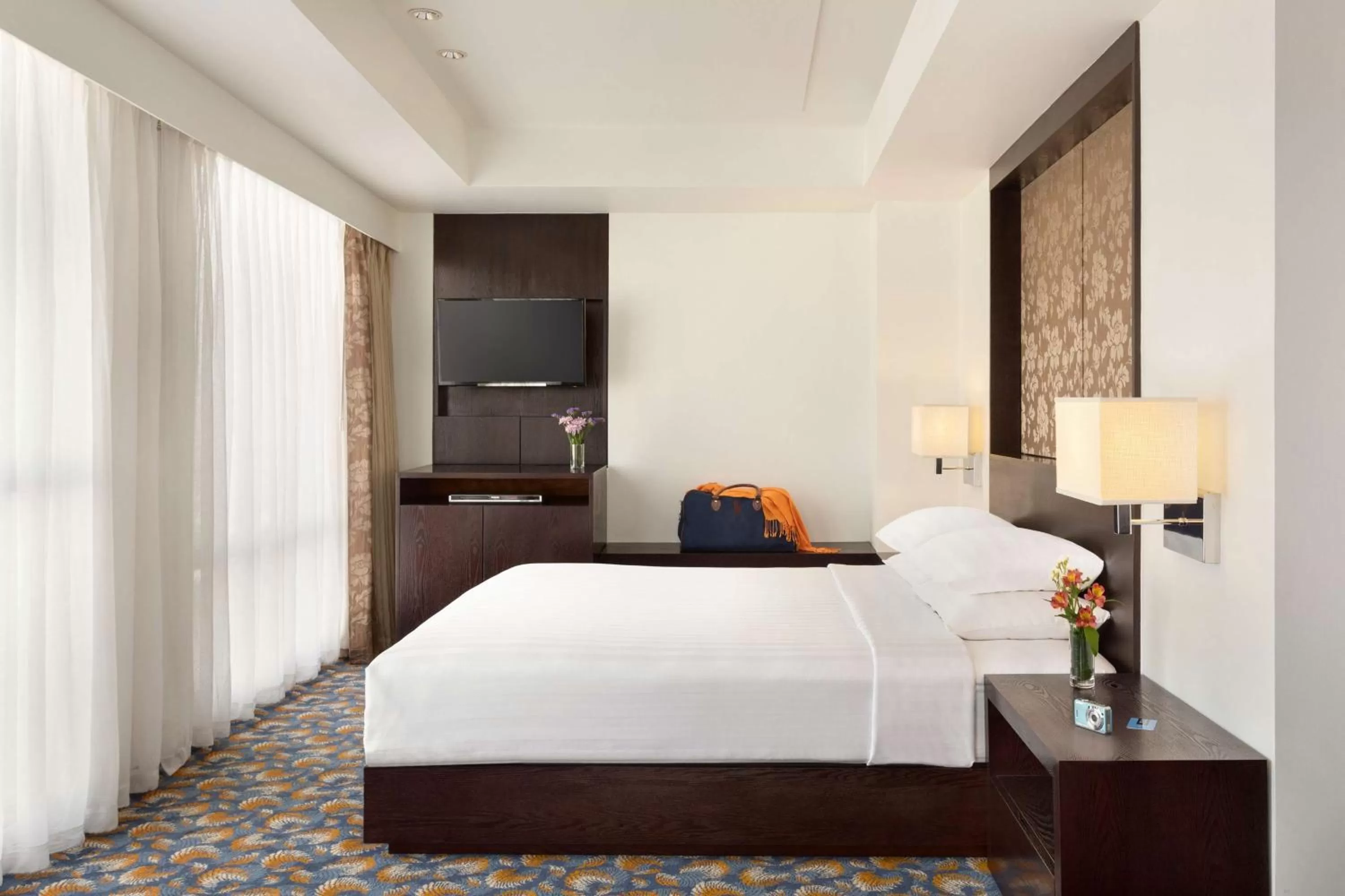 Photo of the whole room, Bed in Jen Maldives Male by Shangri-La