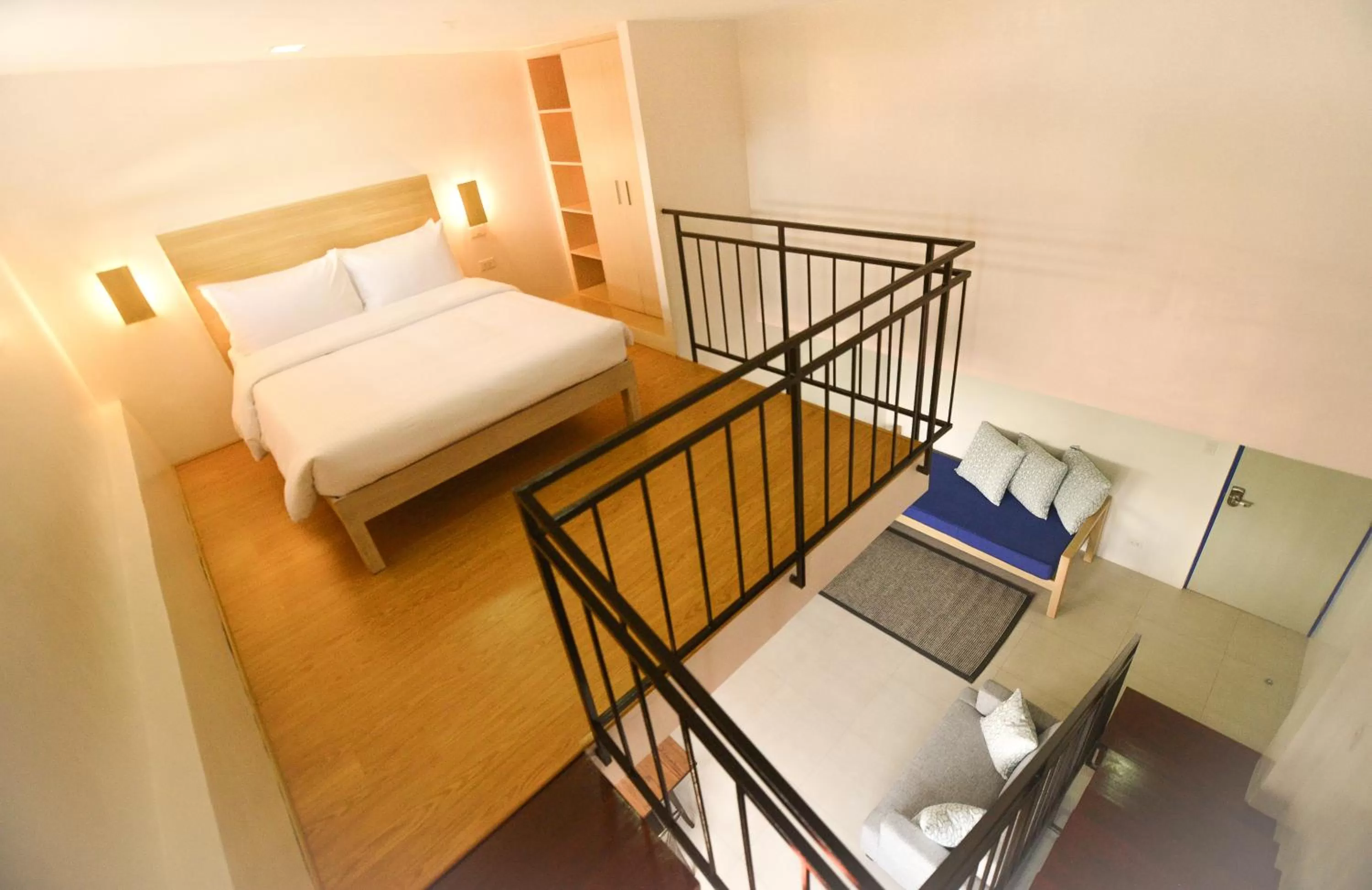 Bedroom, Bed in Felix Residences