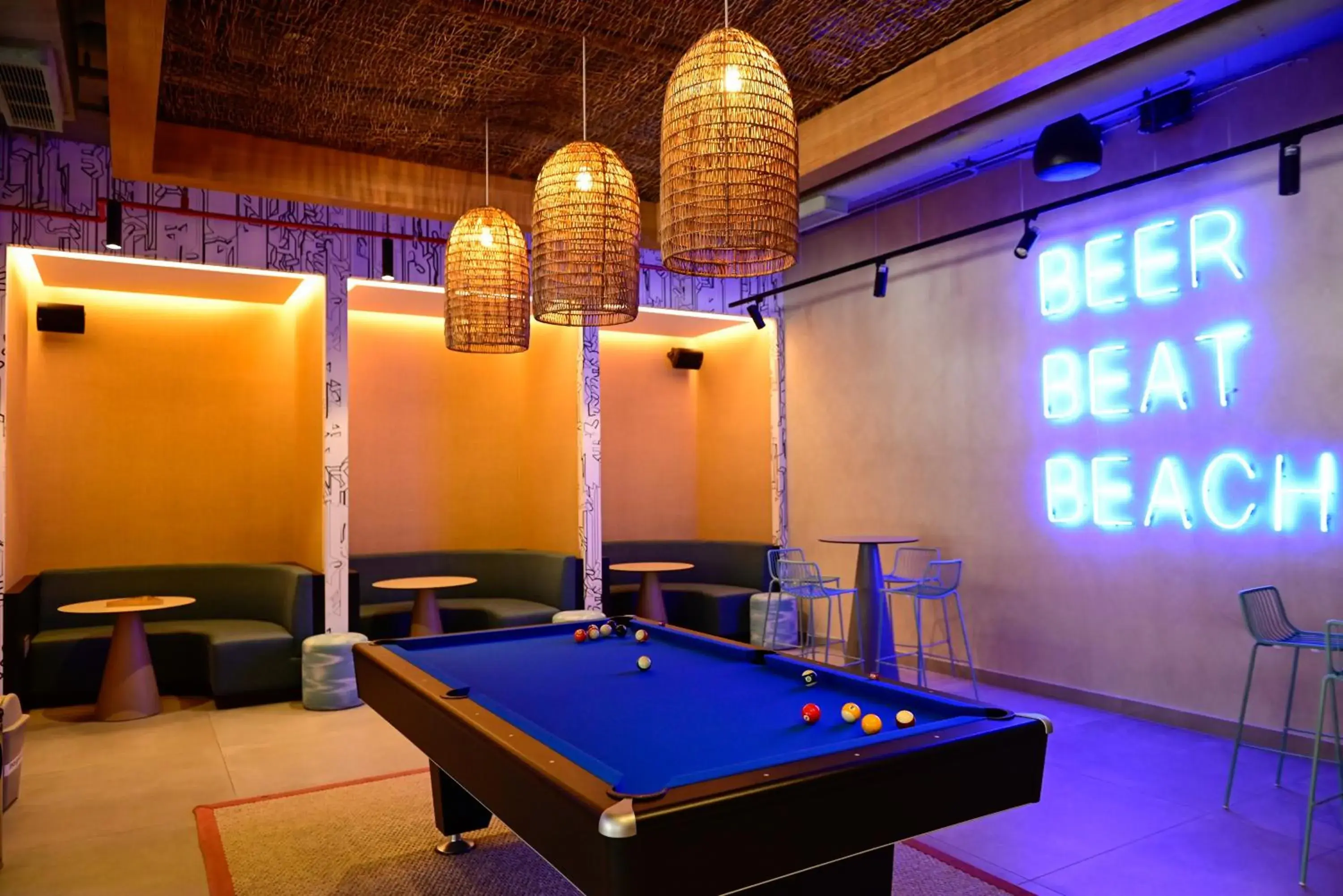 Game Room, Billiards in Aloft Playa del Carmen