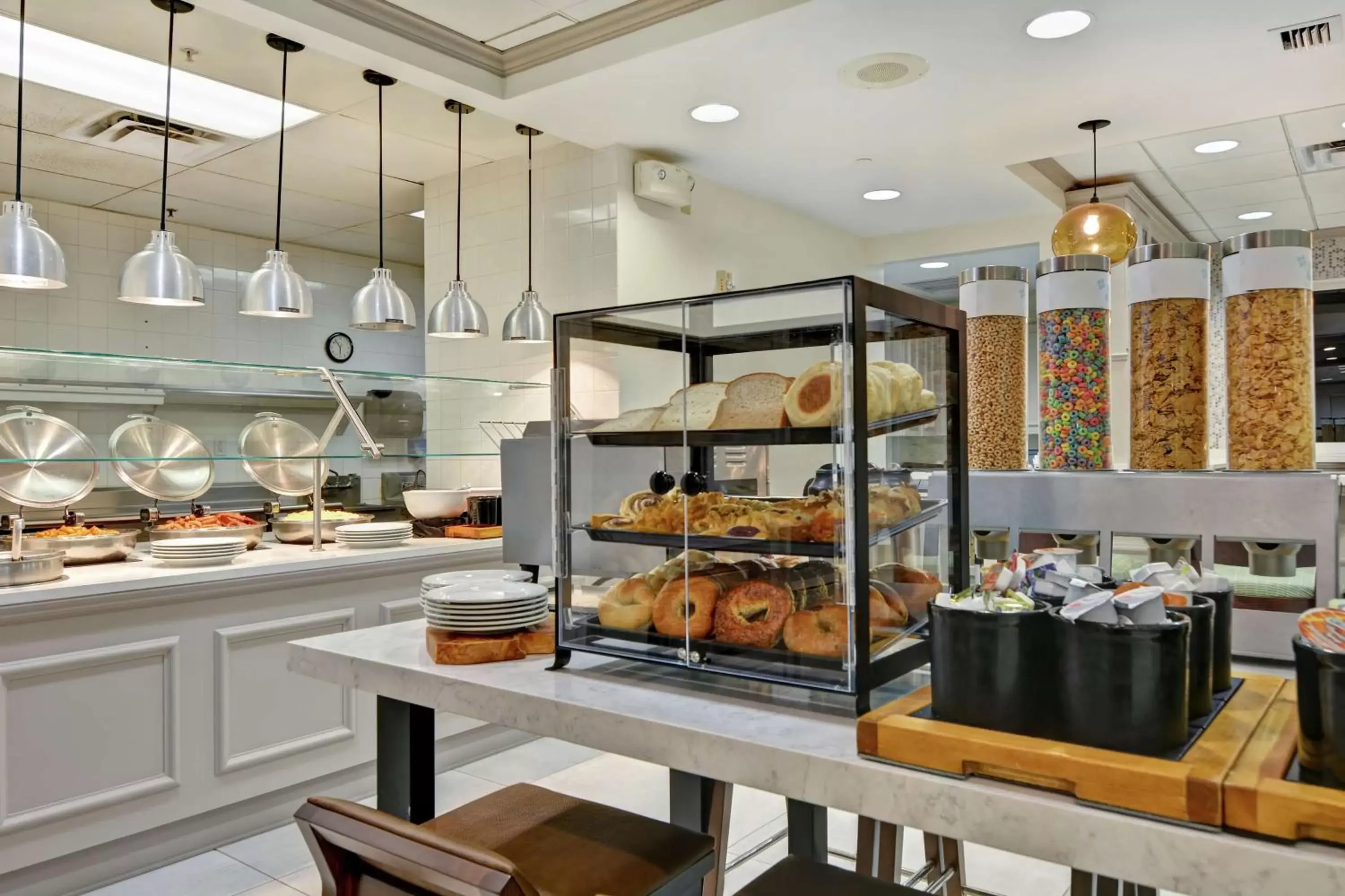Breakfast, Restaurant/Places to Eat in Hilton Garden Inn Orlando Lake Buena Vista