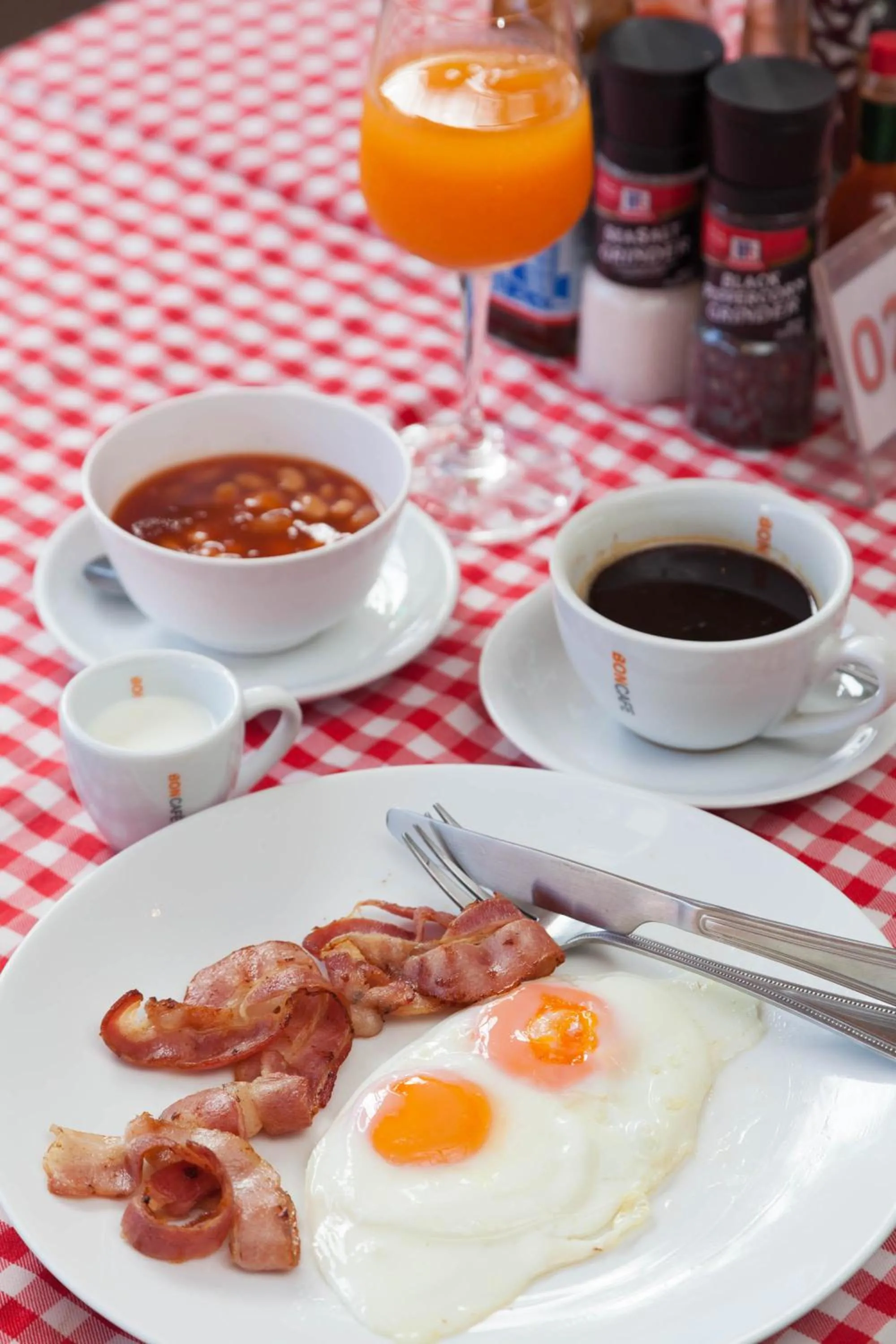 Breakfast in The Patong Center Hotel
