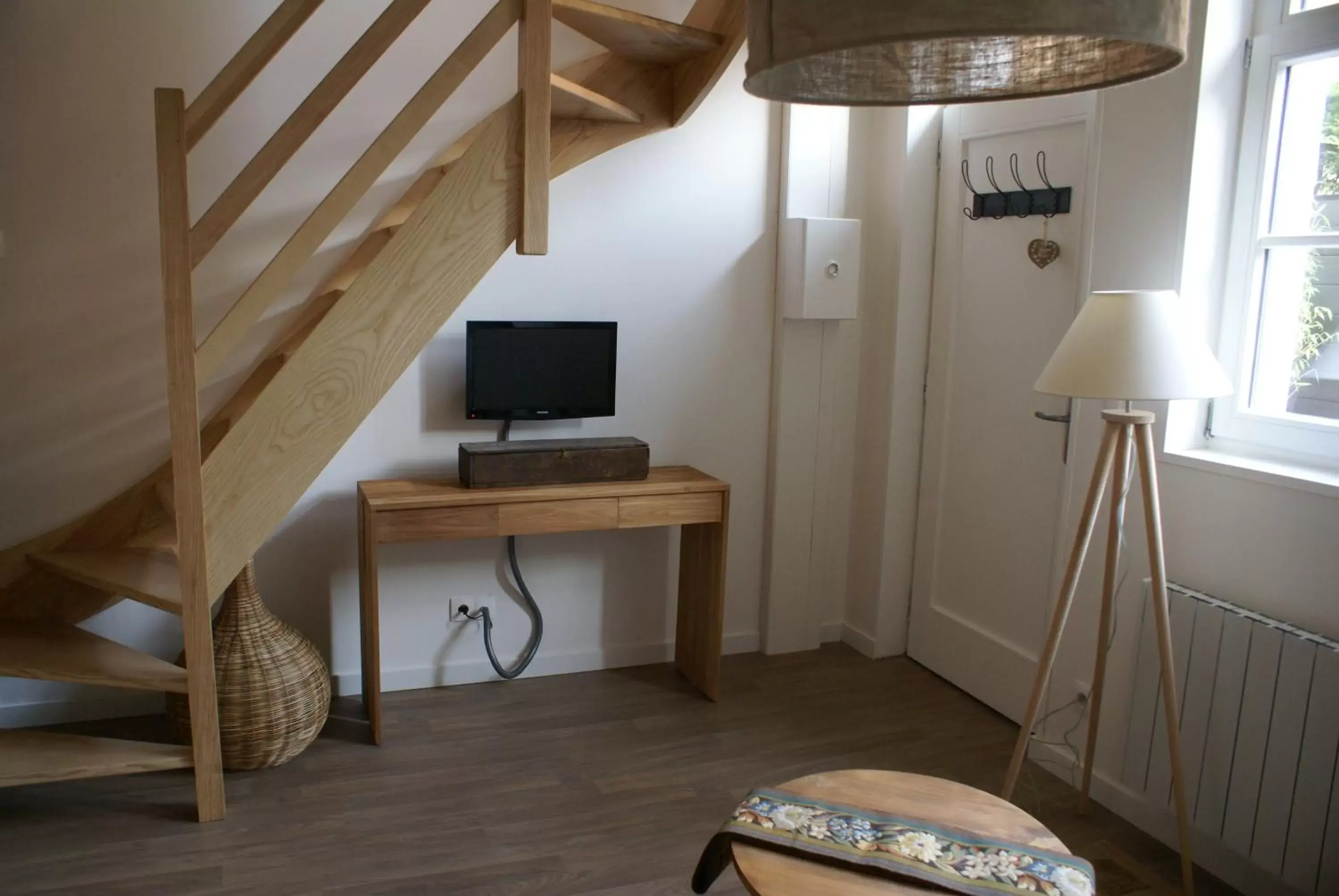 Living room, TV/Entertainment Center in La Cour Soubespin