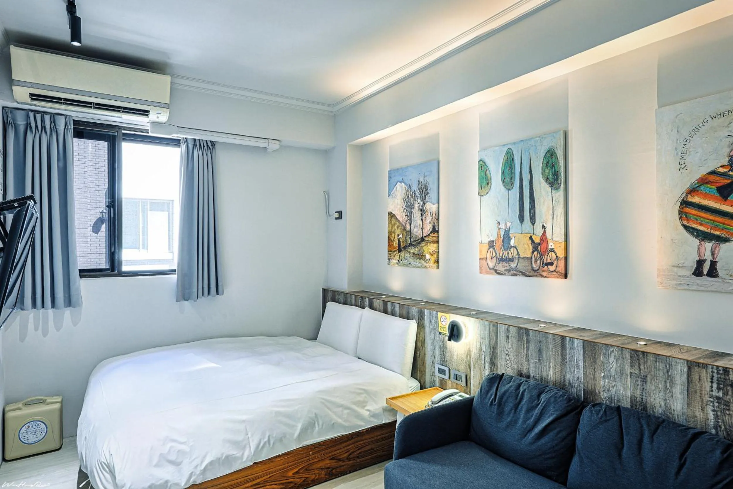 Bed in 亞馨文旅 近東大門夜市 有免費停車場 可自助入住