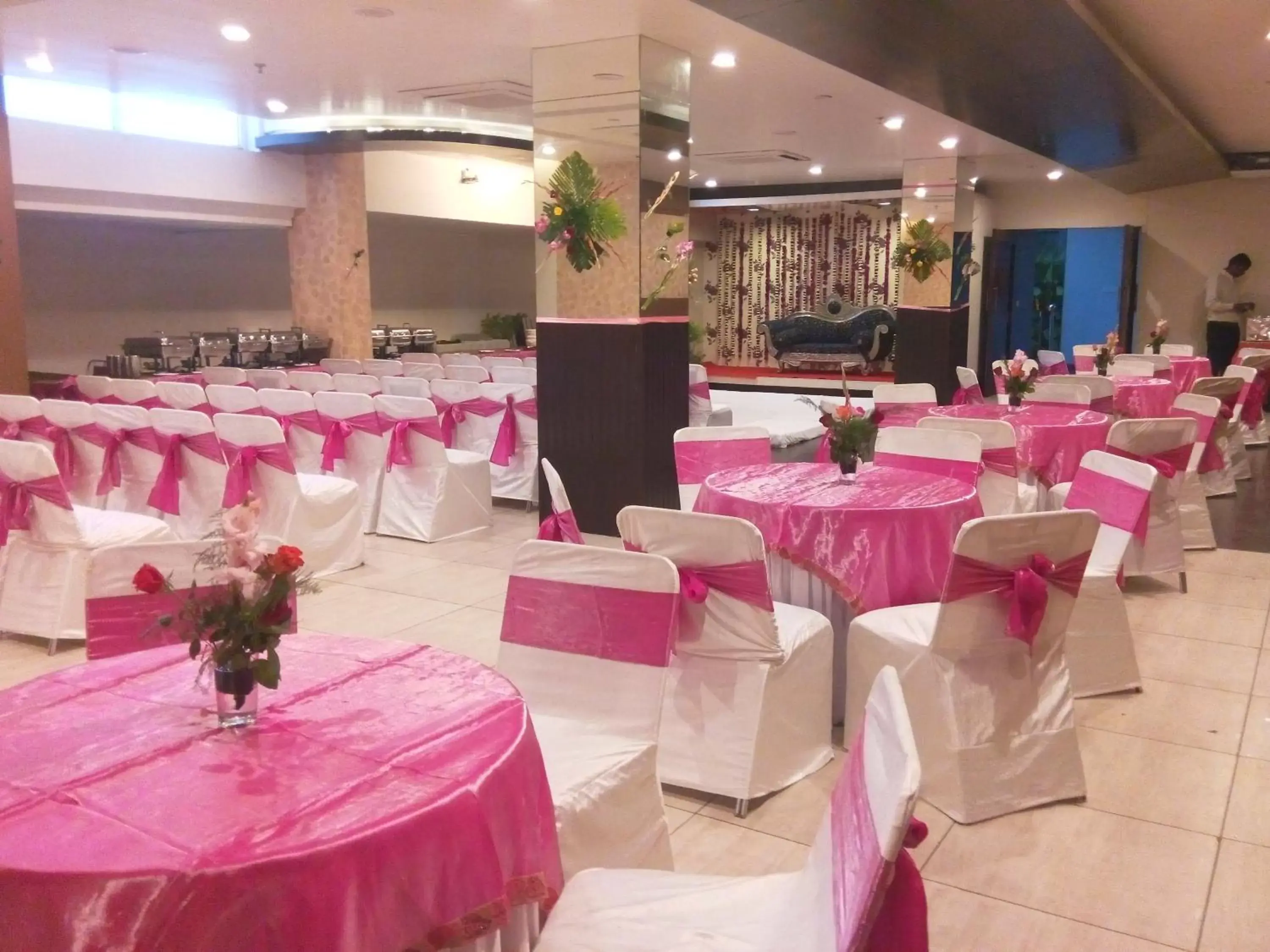 Meeting/conference room, Banquet Facilities in TGI Apple Inn