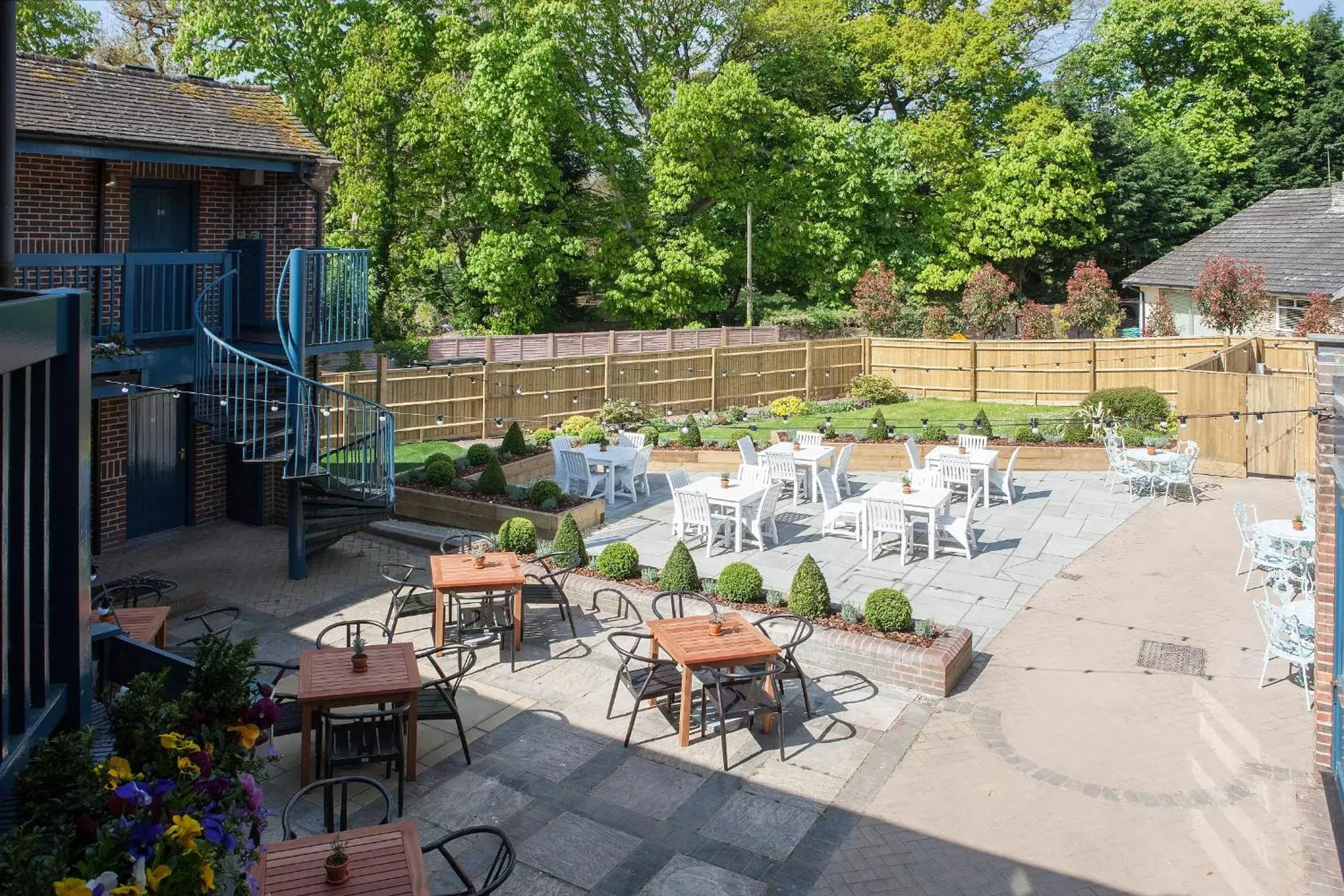 Patio in The Bird In Hand